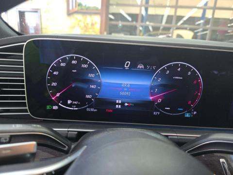 MERCEDES-BENZ GLS - 9