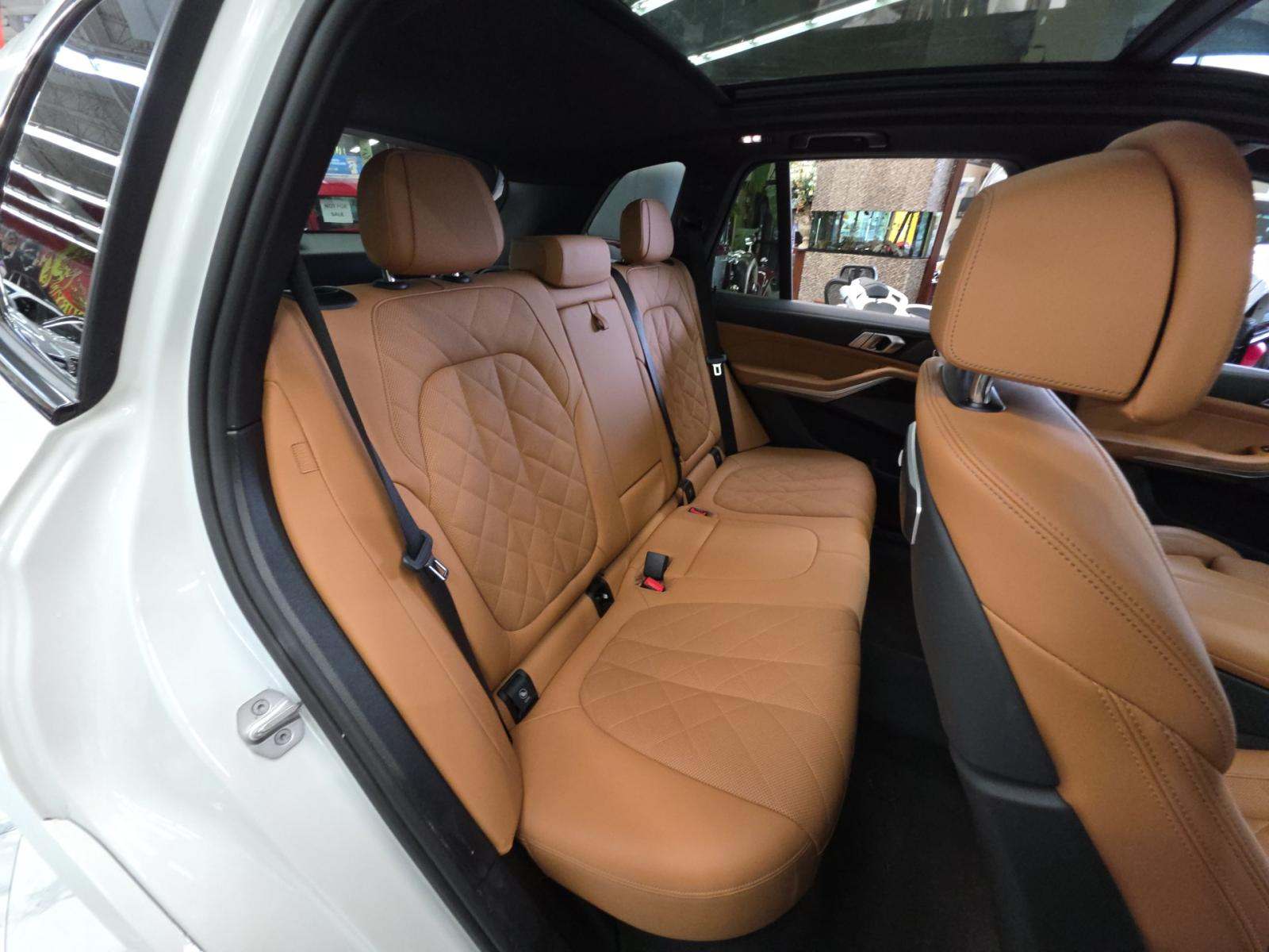 2026 BMW X5 xDrive40i AWD