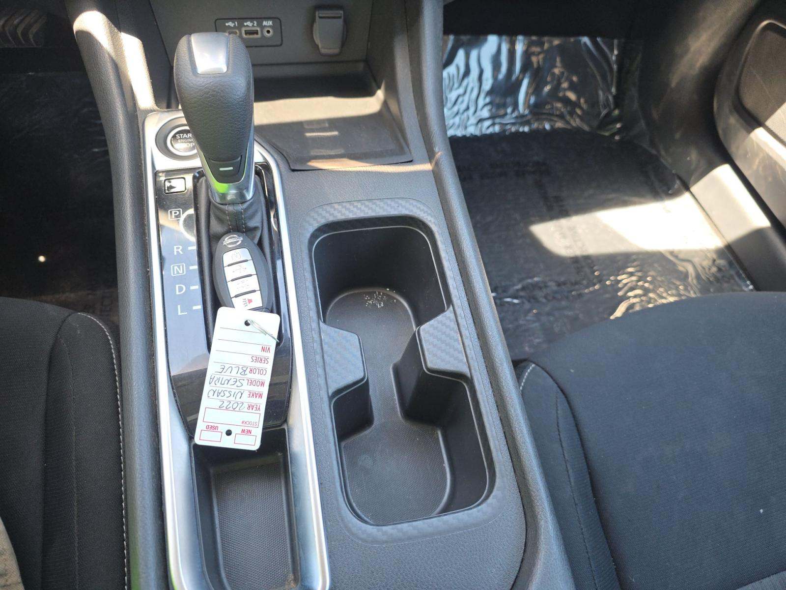 NISSAN SENTRA - 4