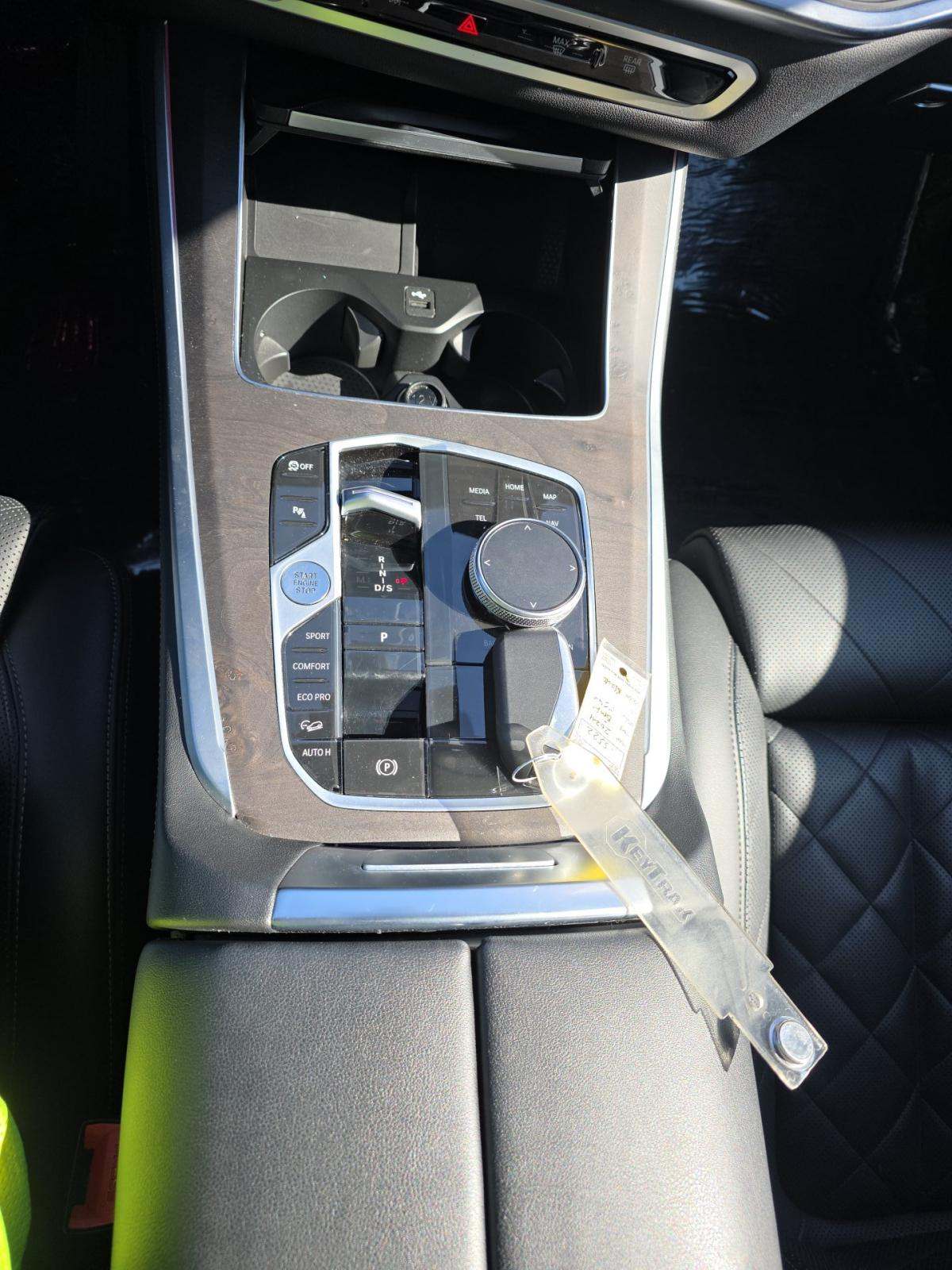 2024 BMW X5 xDrive40i AWD