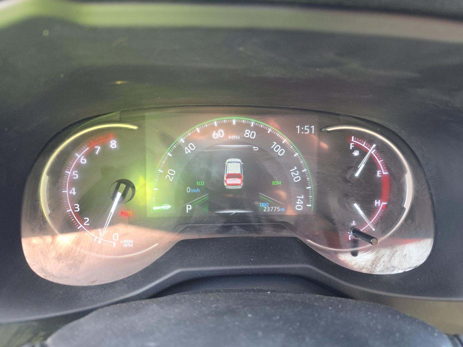 2025 Toyota RAV4 XLE FWD