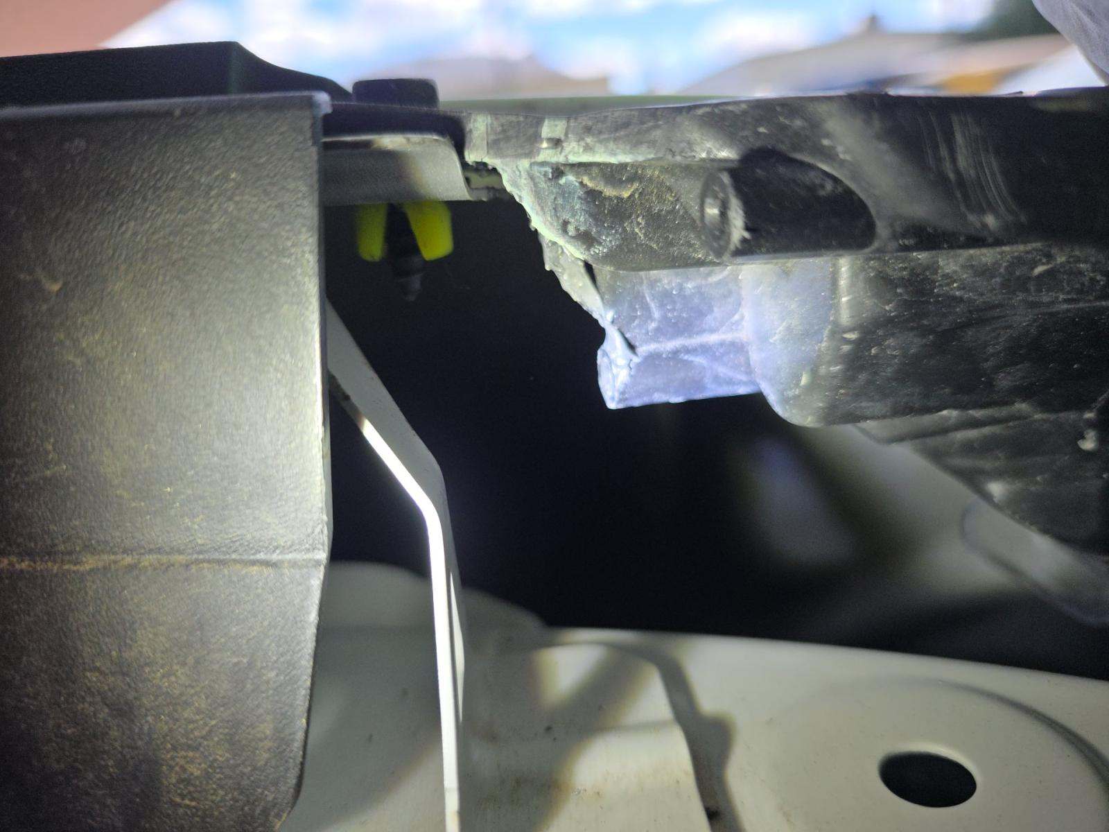 2025 Toyota RAV4 XLE FWD