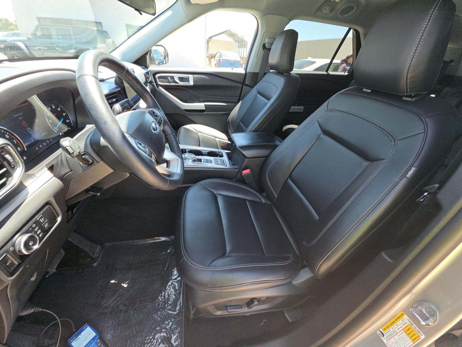 2024 Ford Explorer XLT RWD