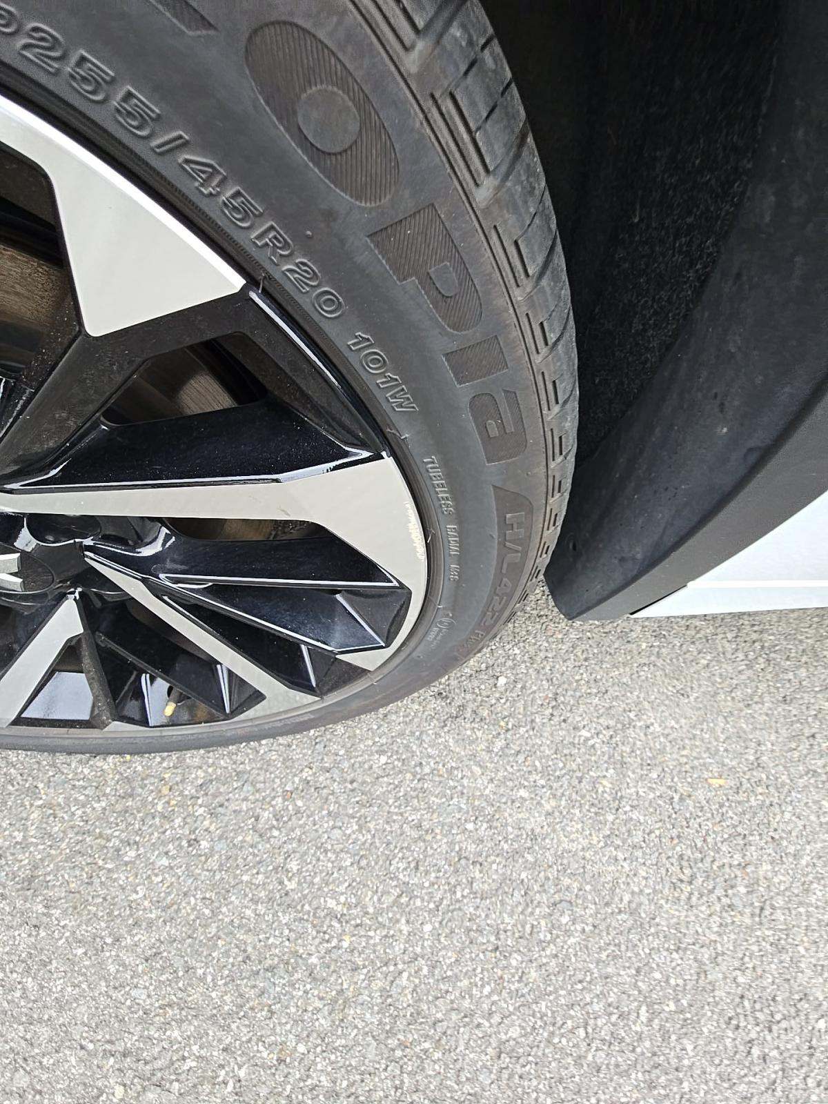 2024 Mitsubishi Outlander PHEV SEL AWD