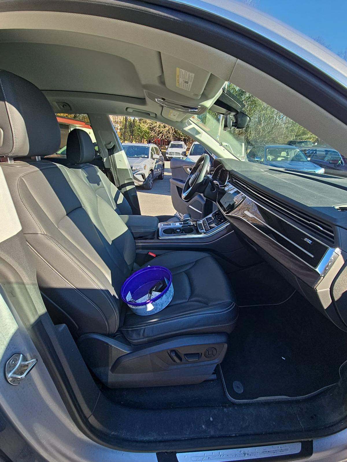 2022 Audi Q8 Premium Plus AWD