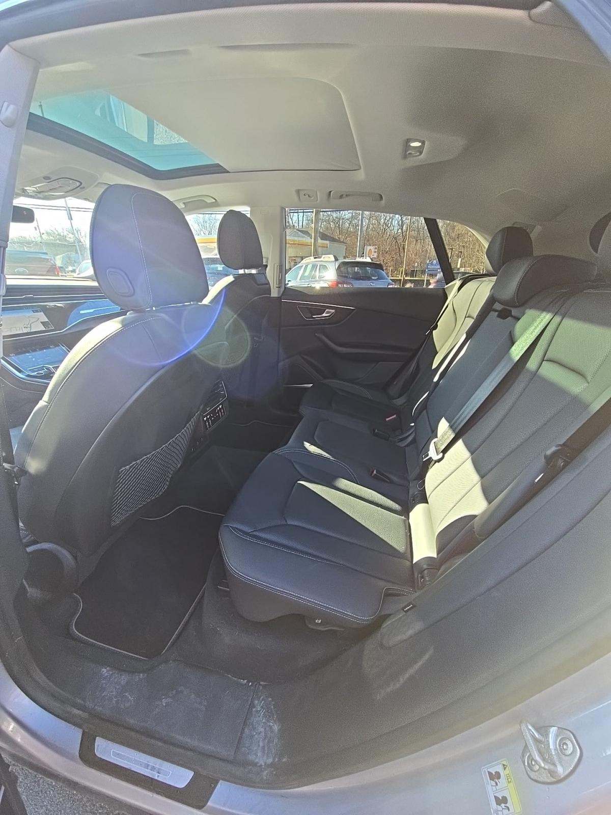 2022 Audi Q8 Premium Plus AWD