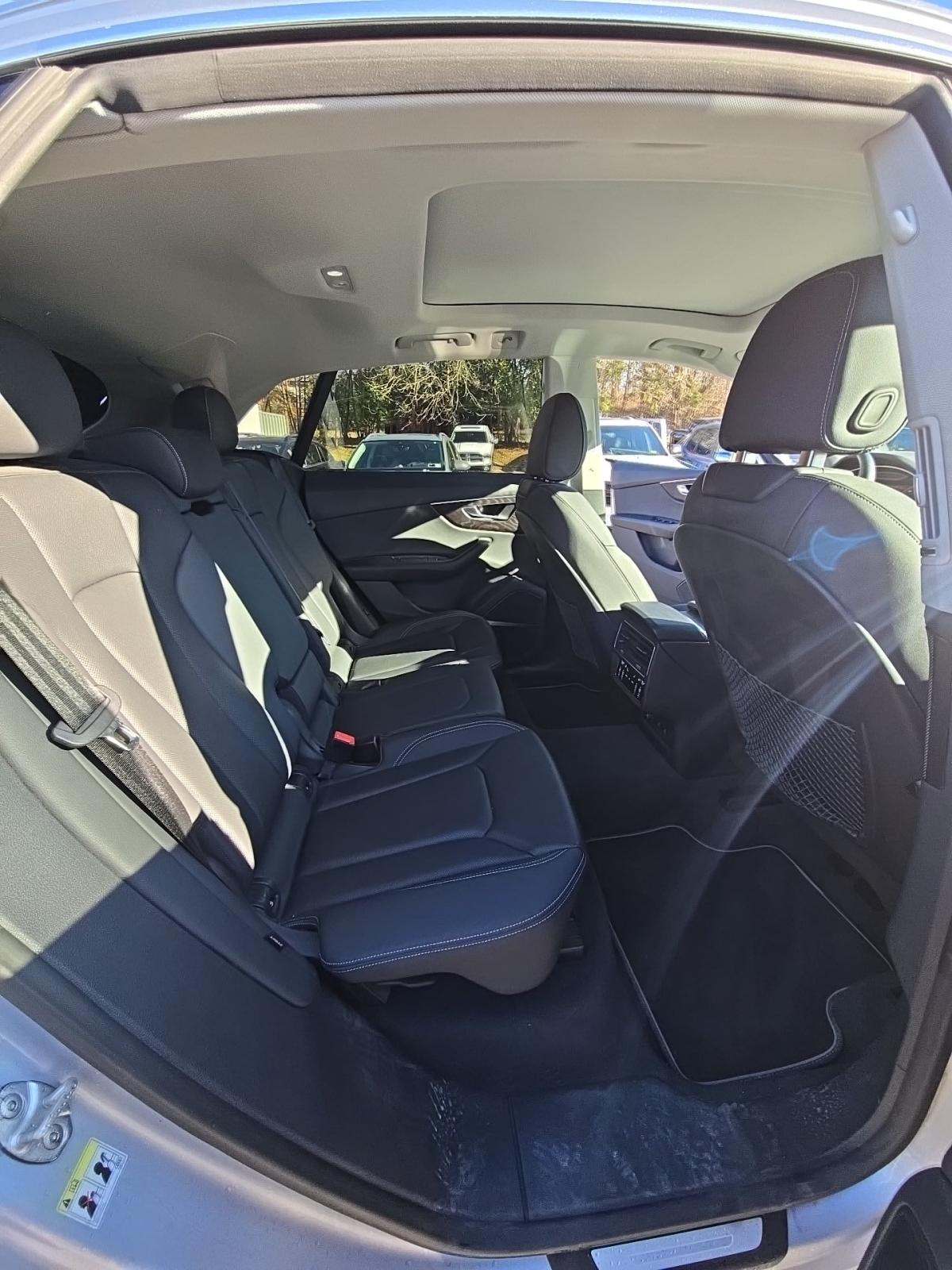 2022 Audi Q8 Premium Plus AWD