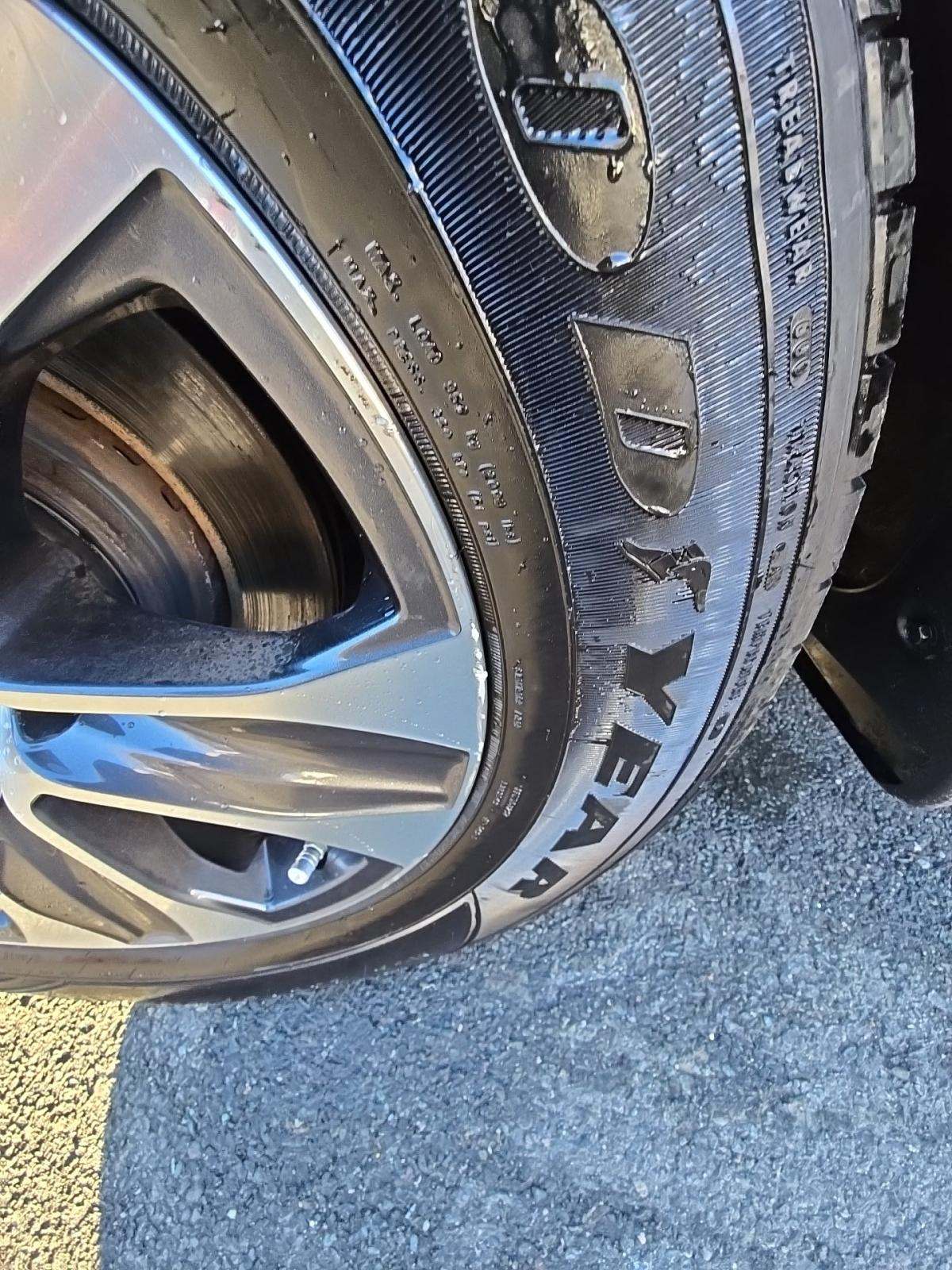 2022 Toyota Highlander XLE AWD