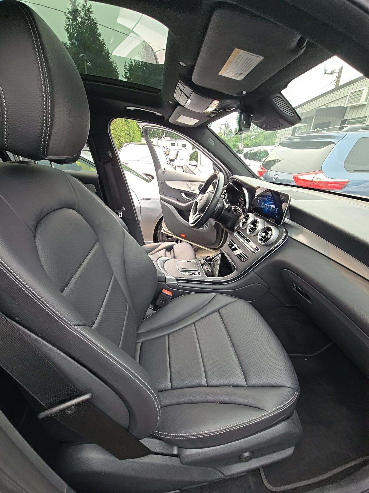 2022 Mercedes-Benz GLC GLC 300 AWD