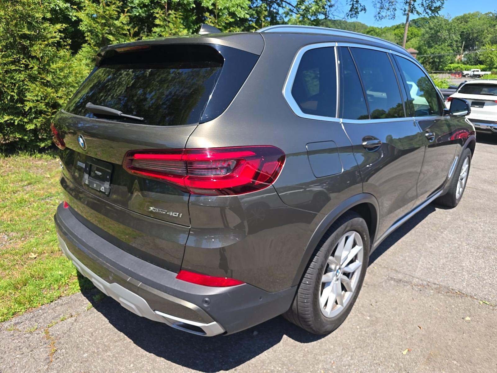 2023 BMW X5 xDrive40i AWD