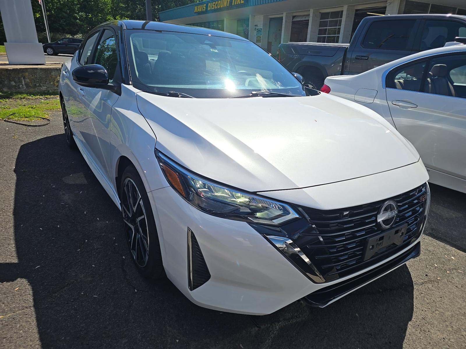 NISSAN SENTRA - 4