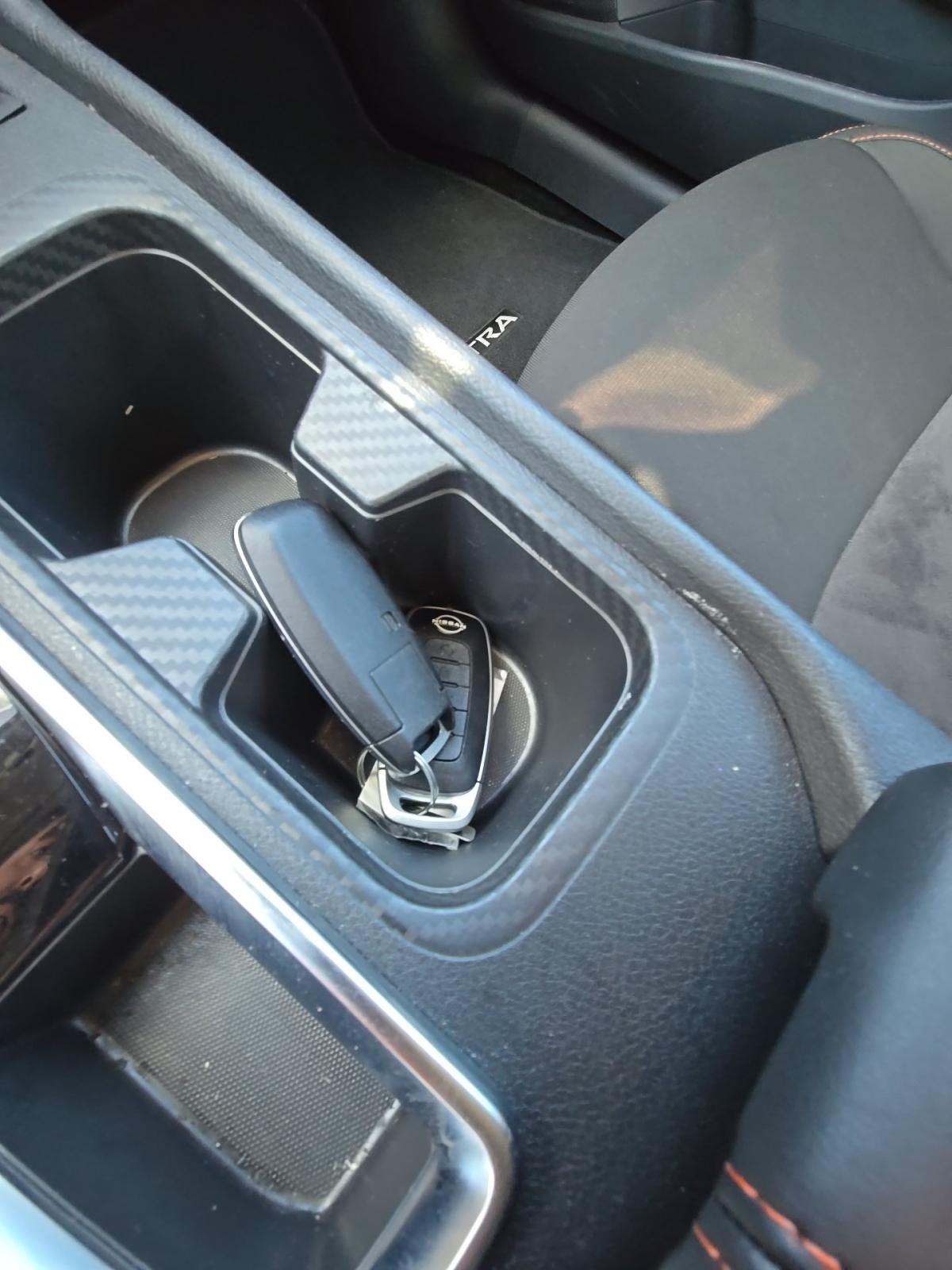 NISSAN SENTRA - 8