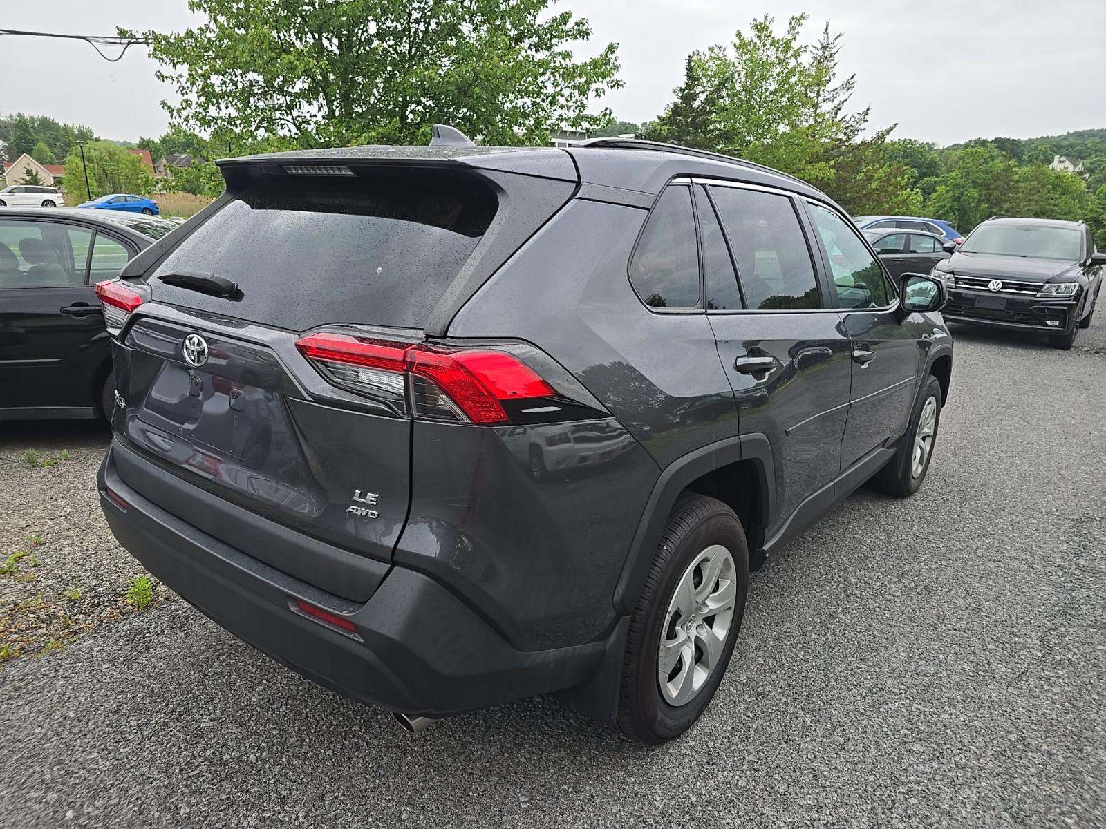 2020 Toyota RAV4 LE AWD
