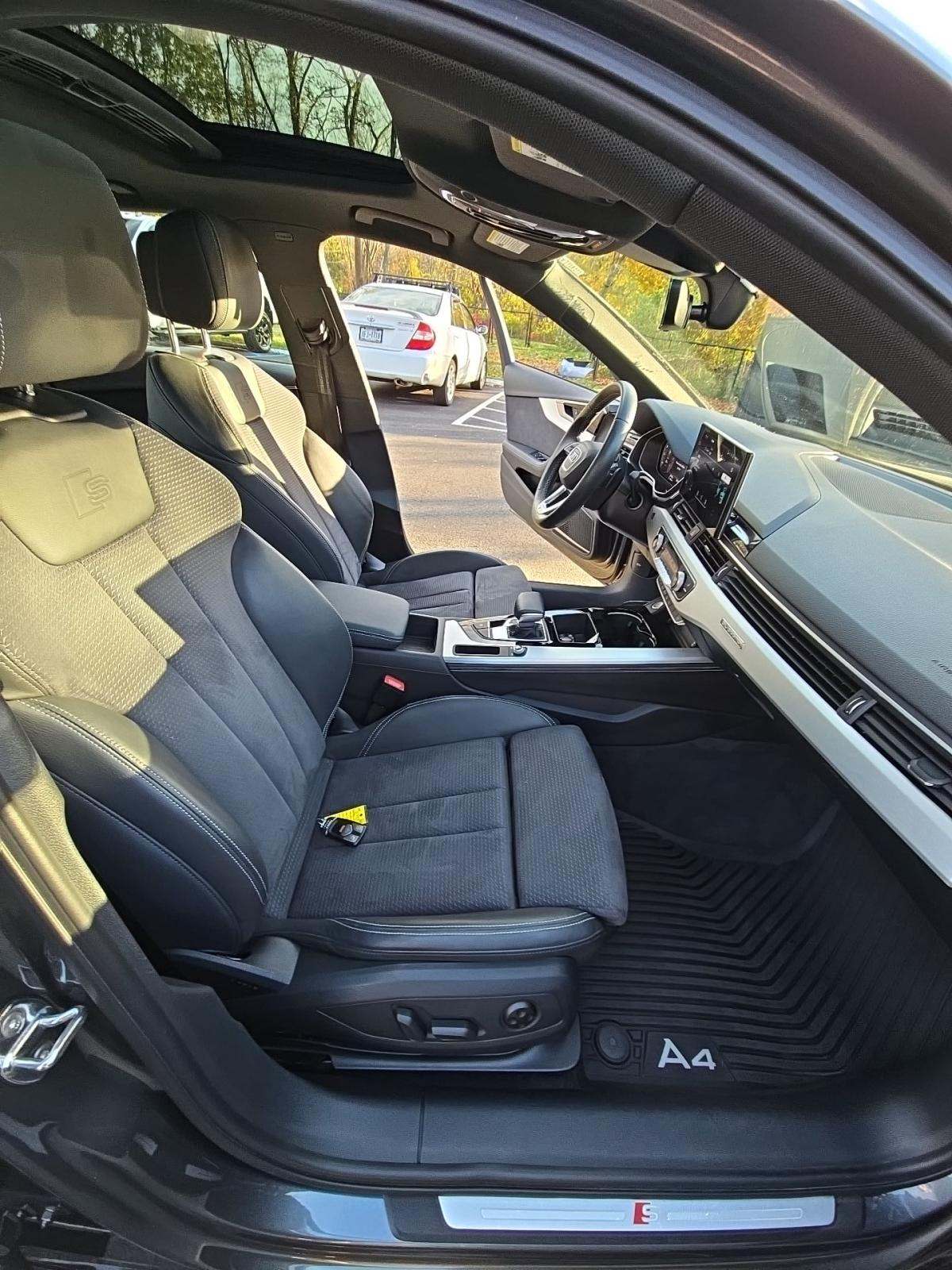 2023 Audi A4 S line Prestige AWD