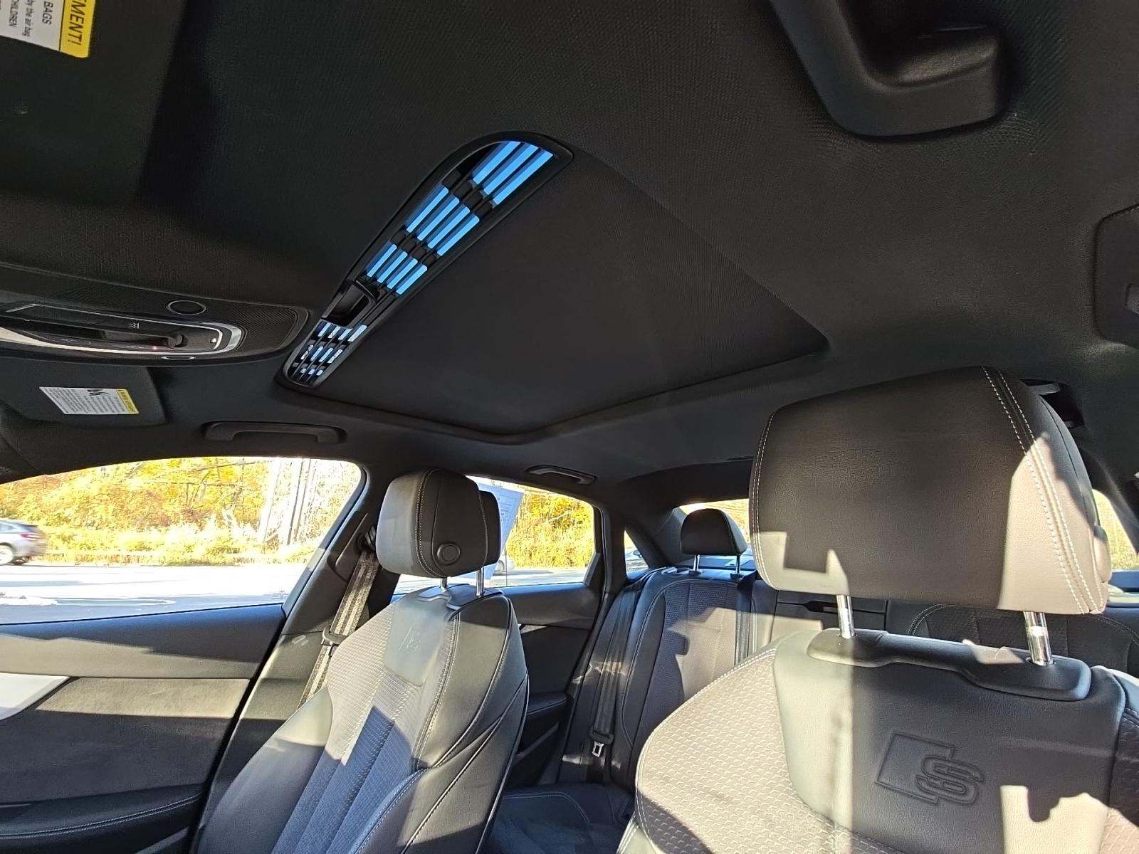 2023 Audi A4 S line Prestige AWD