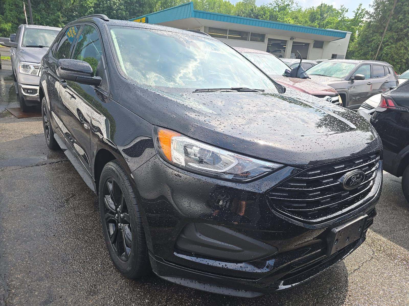 2022 Ford Edge SE AWD