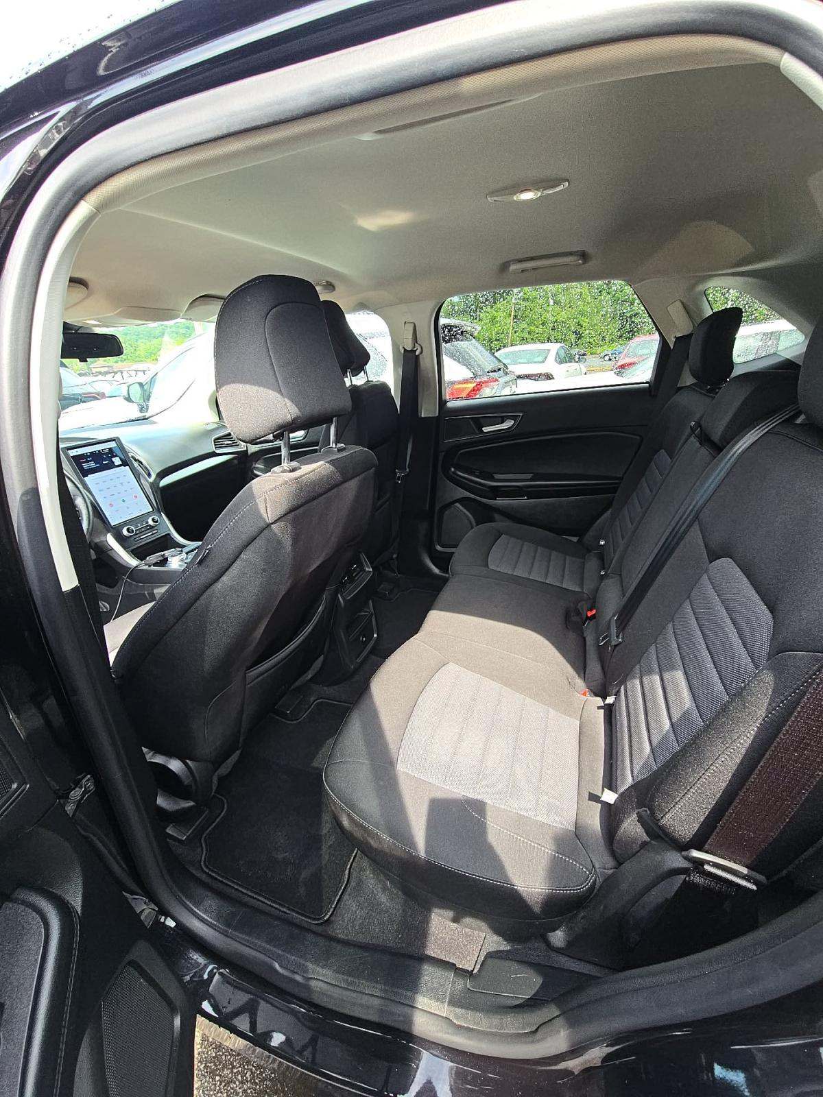 2022 Ford Edge SE AWD