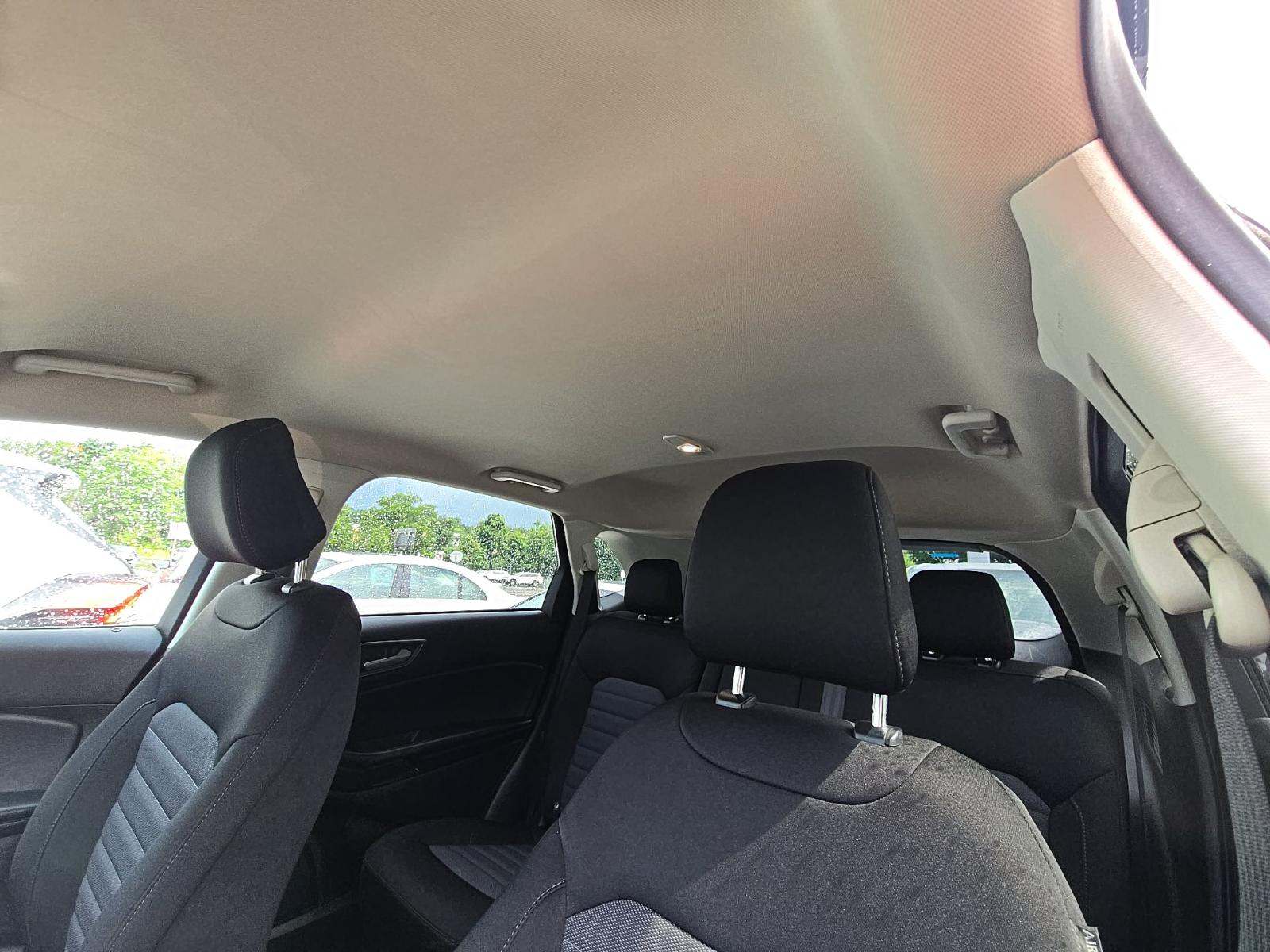 2022 Ford Edge SE AWD