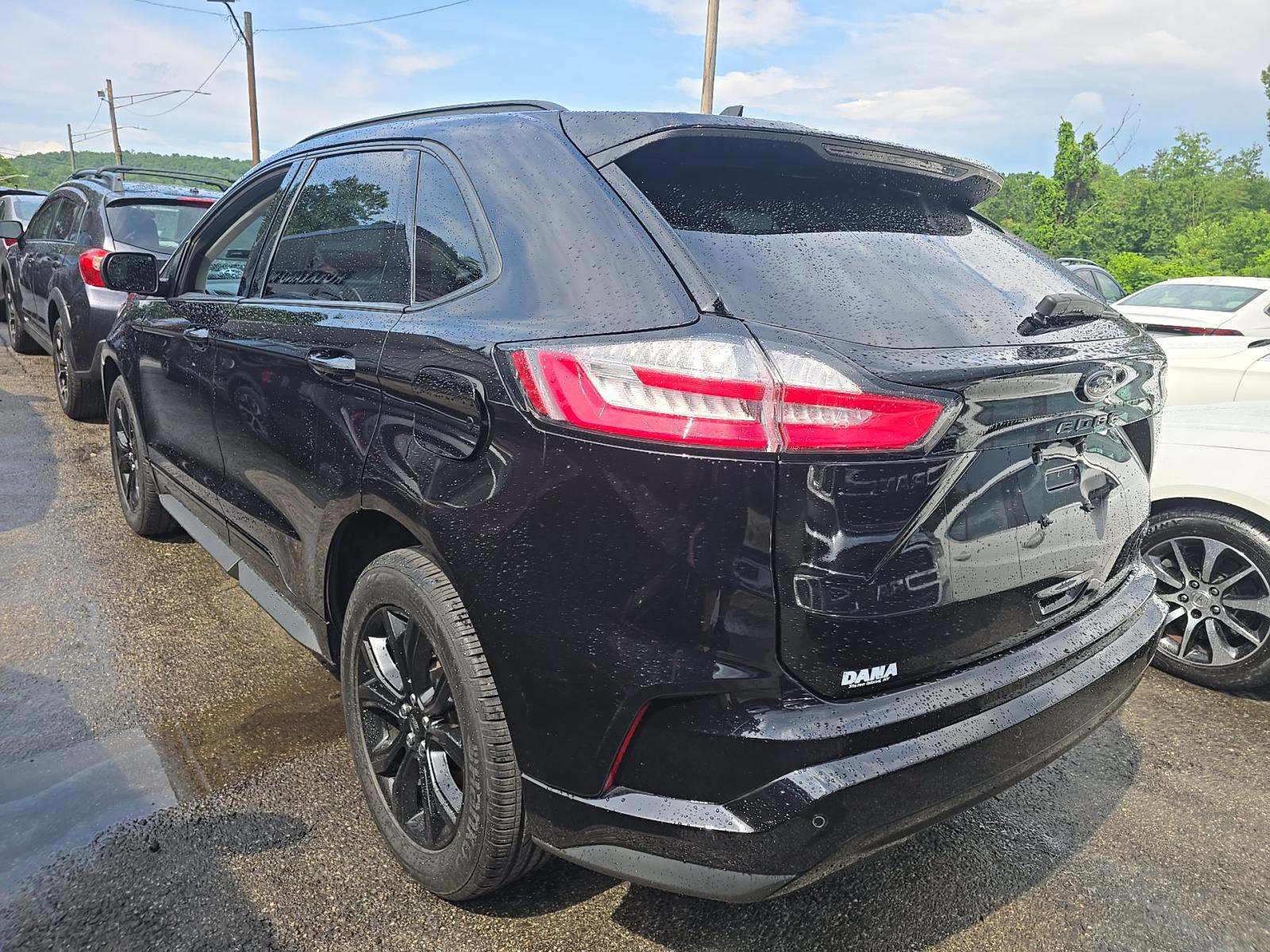 2022 Ford Edge SE AWD