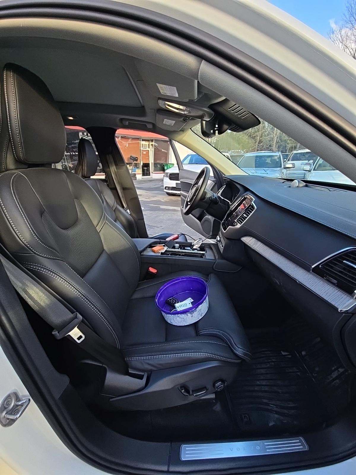 2025 Volvo XC90 Plug-In Hybrid T8 Ultra AWD