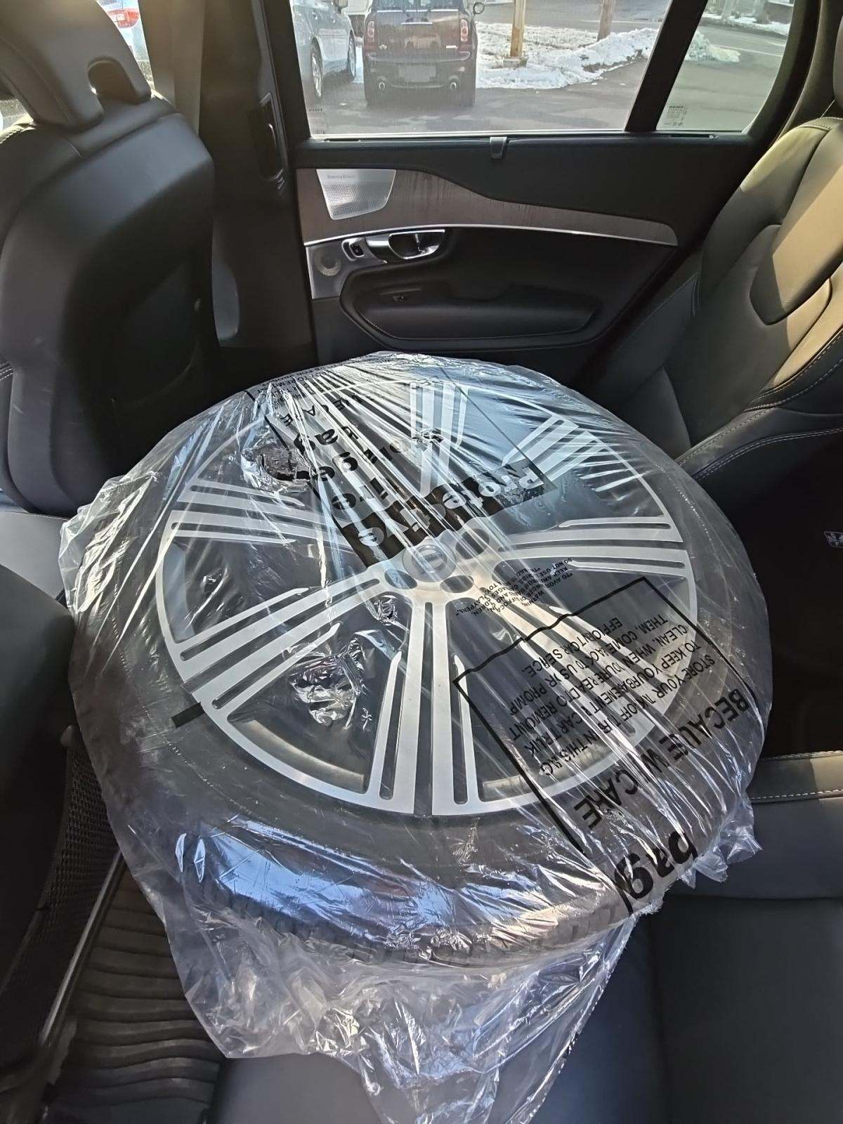 2025 Volvo XC90 Plug-In Hybrid T8 Ultra AWD