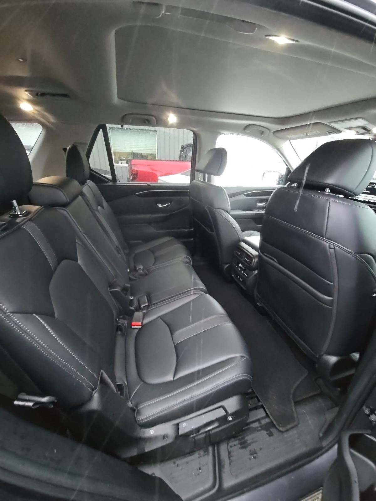 2023 Honda Pilot Touring AWD