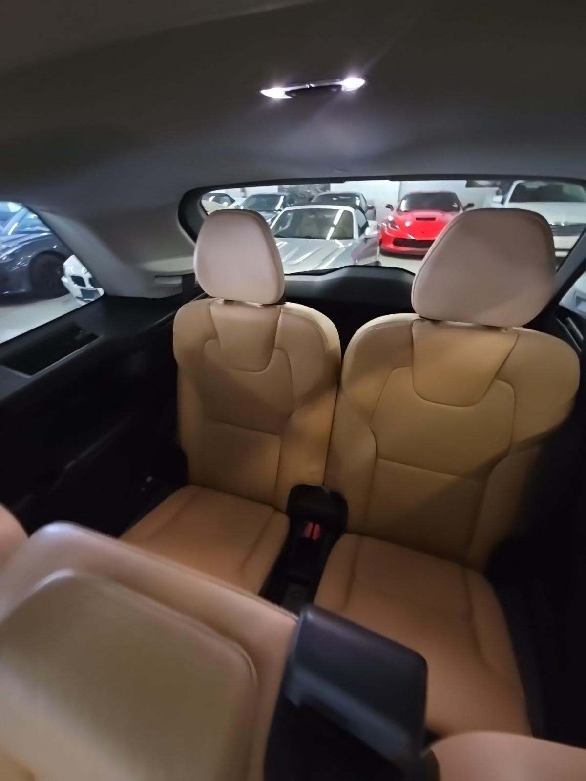 2016 Volvo XC90 Plug-In Hybrid T8 Inscription AWD