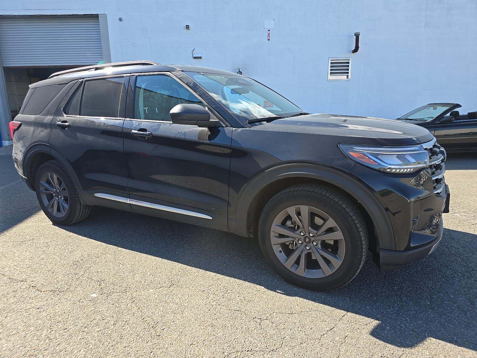 FORD EXPLORER - 4