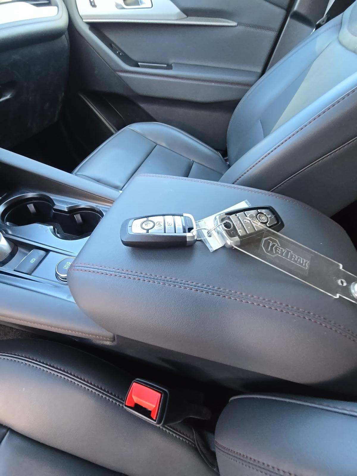 FORD EXPLORER - 8