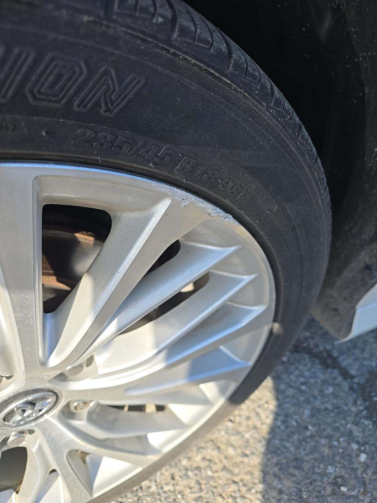 2019 Toyota Camry XLE FWD