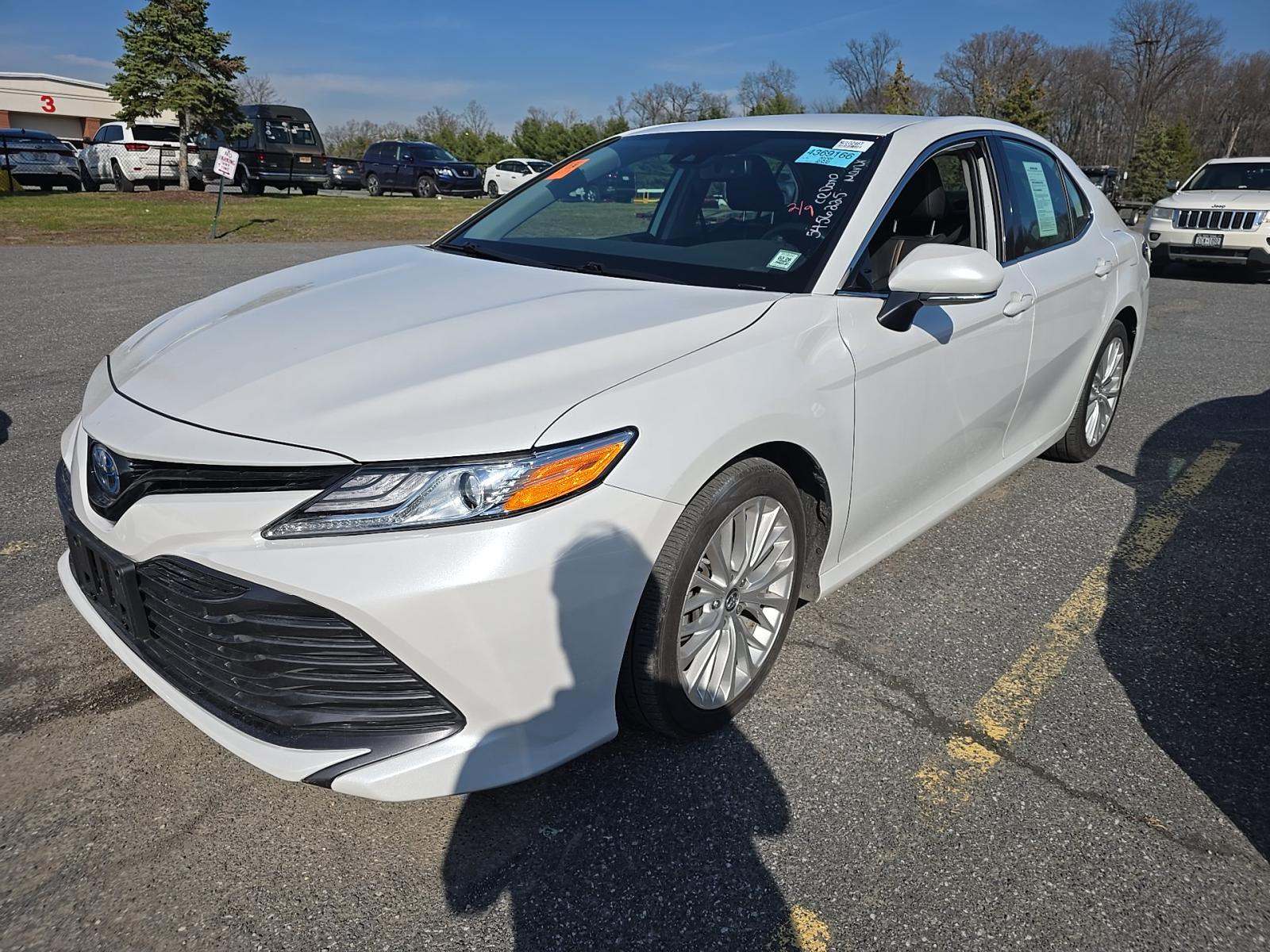 2019 Toyota Camry XLE FWD