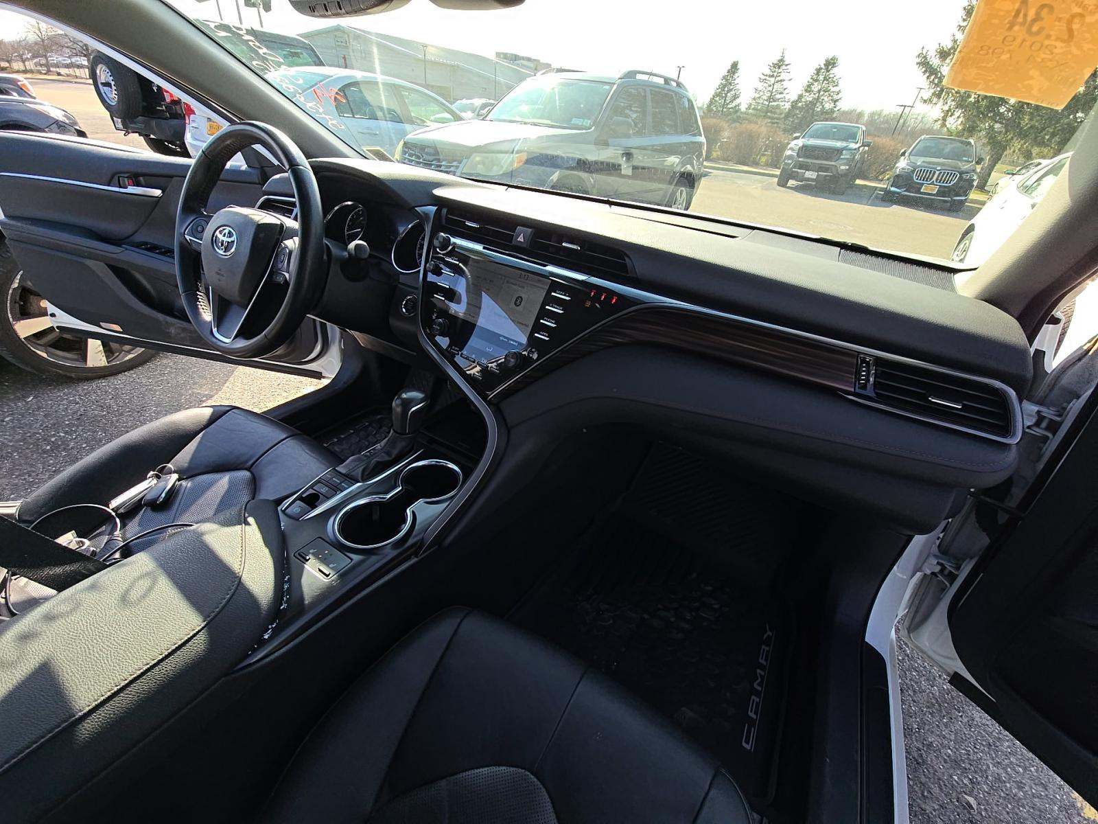 2019 Toyota Camry XLE FWD