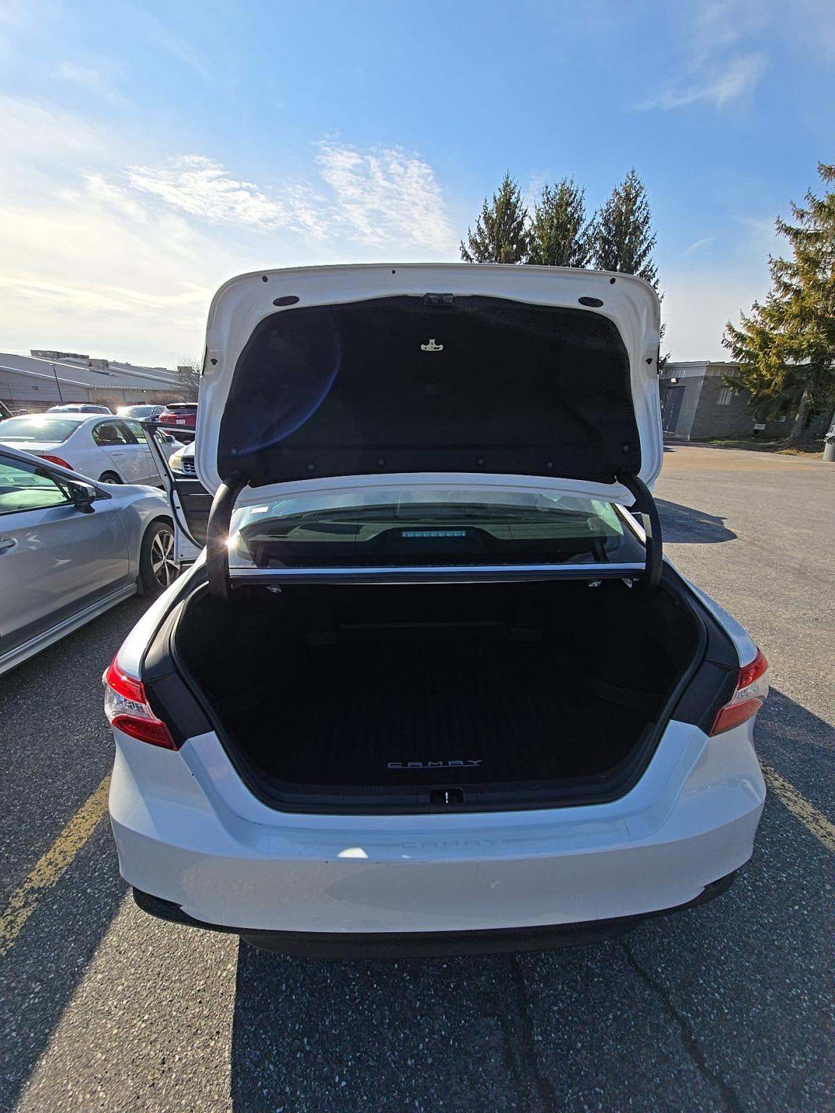 2019 Toyota Camry XLE FWD