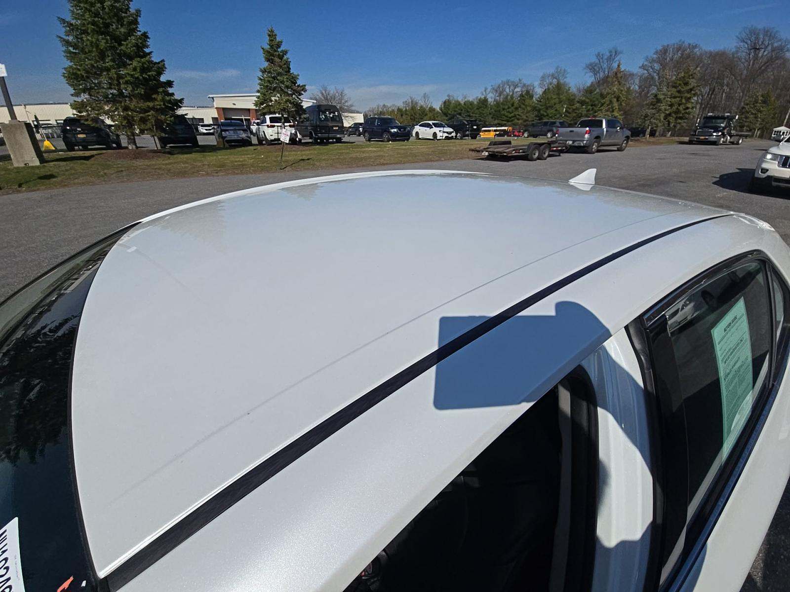 2019 Toyota Camry XLE FWD