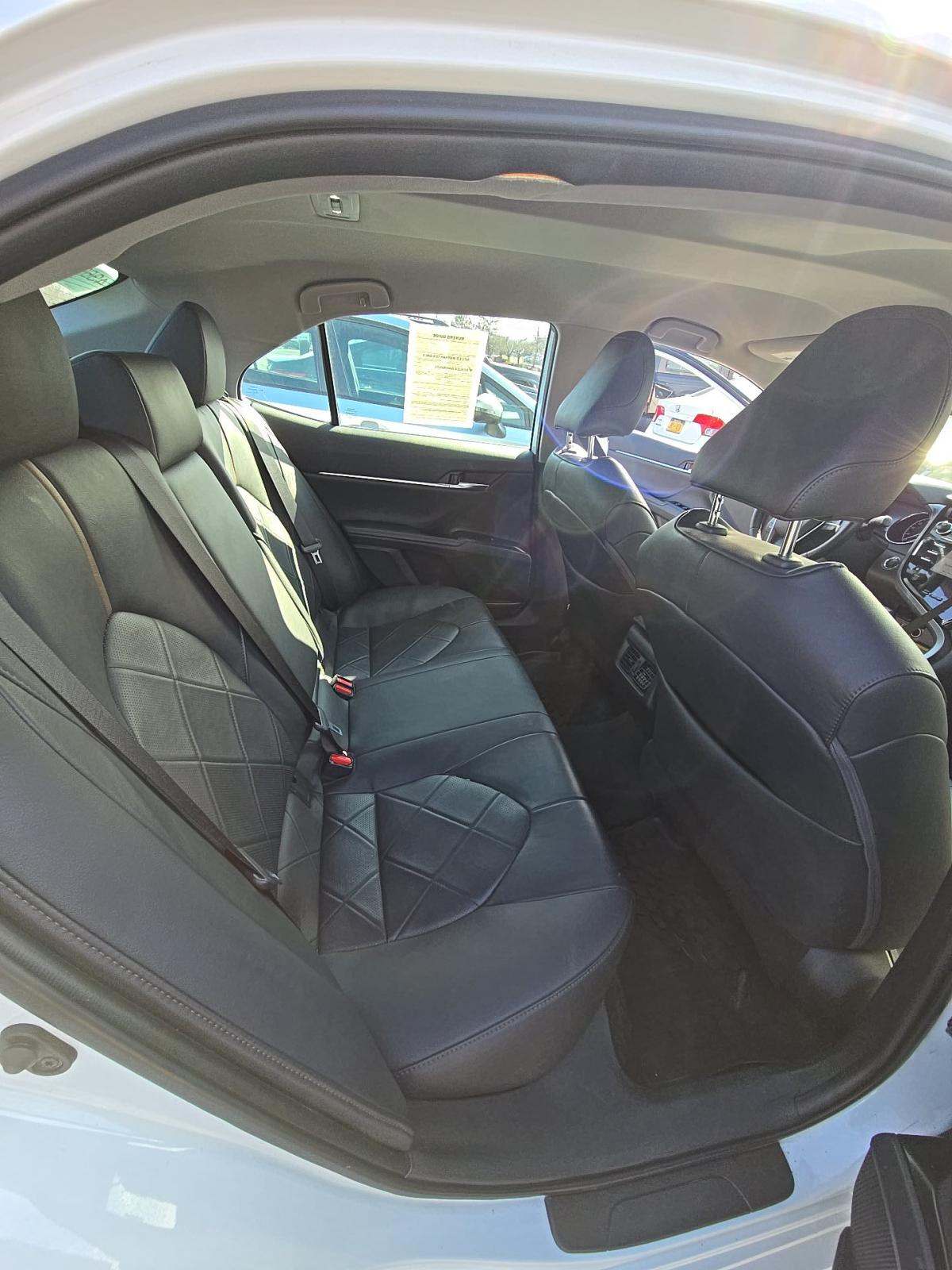 2019 Toyota Camry XLE FWD