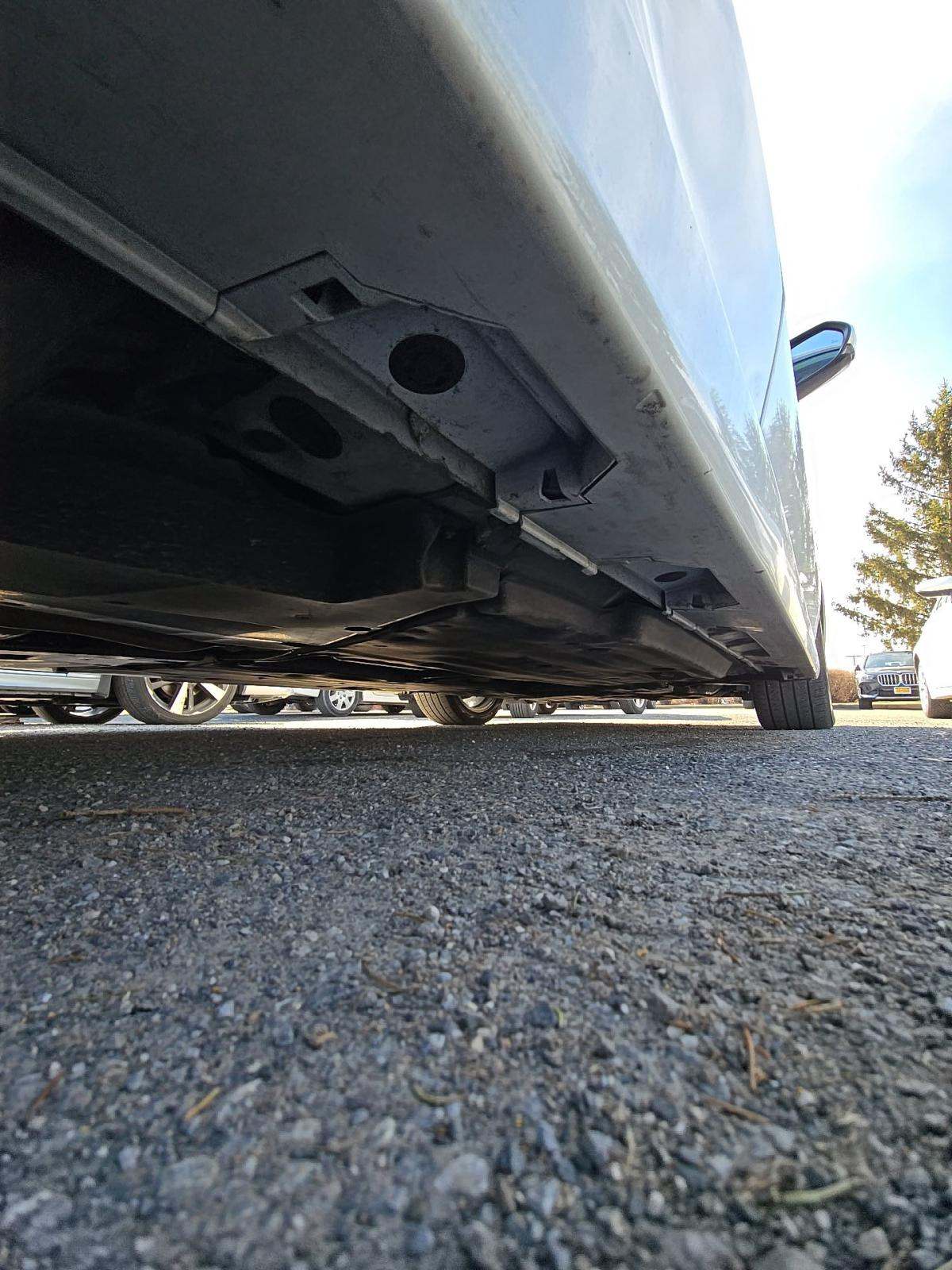 2019 Toyota Camry XLE FWD