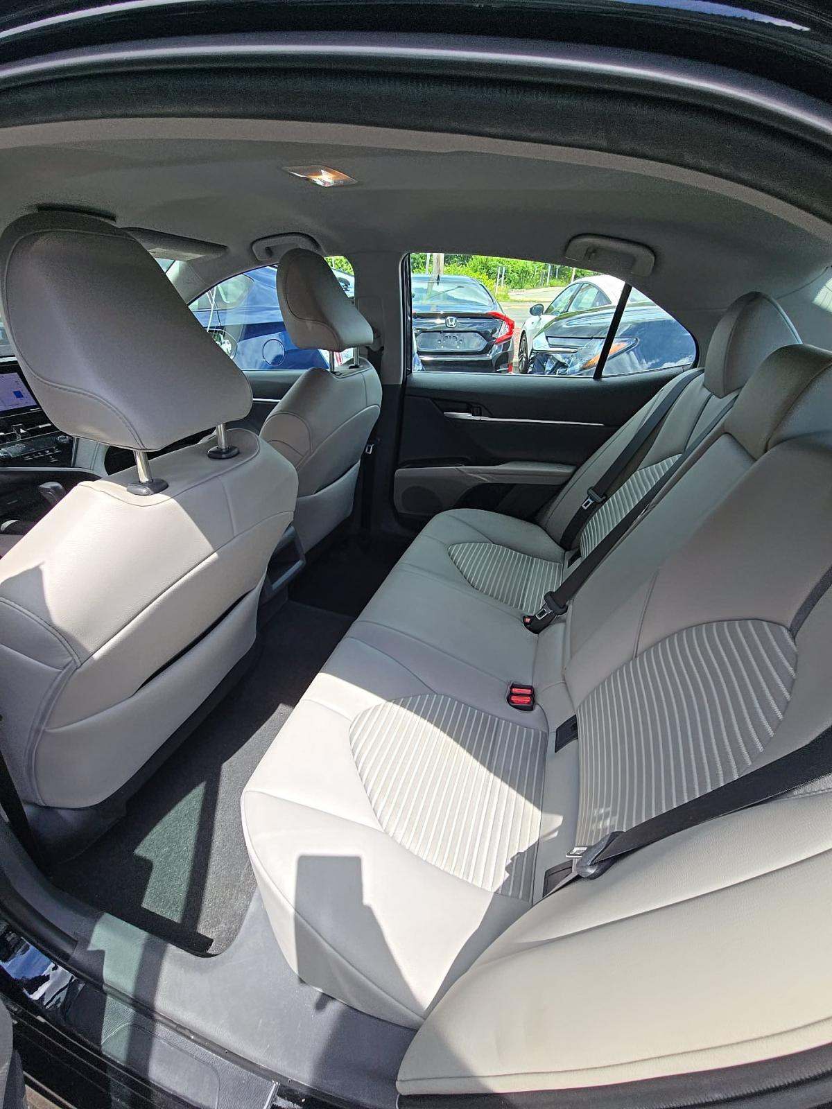 2023 Toyota Camry SE AWD