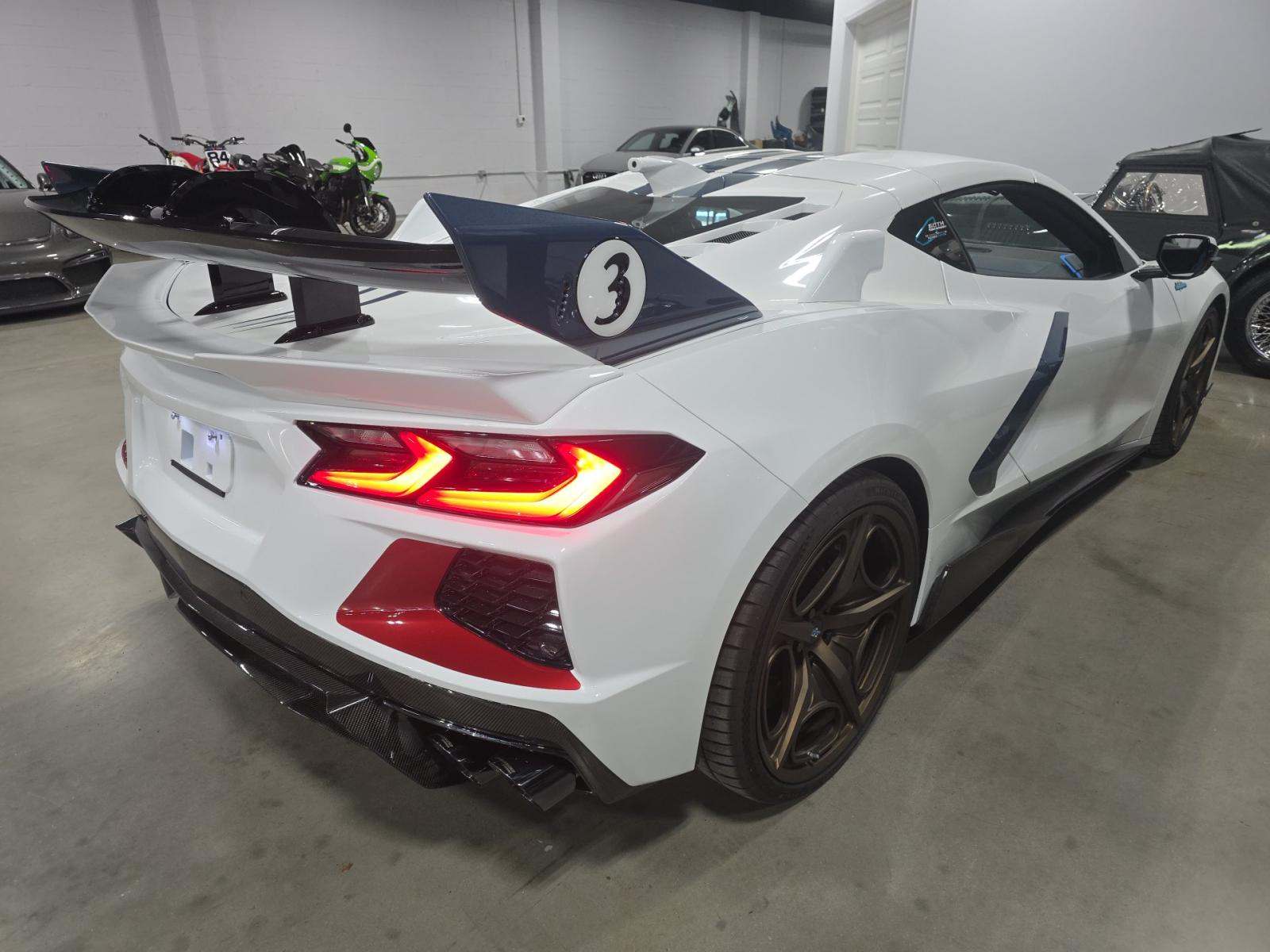 CHEVROLET CORVETTE - 3