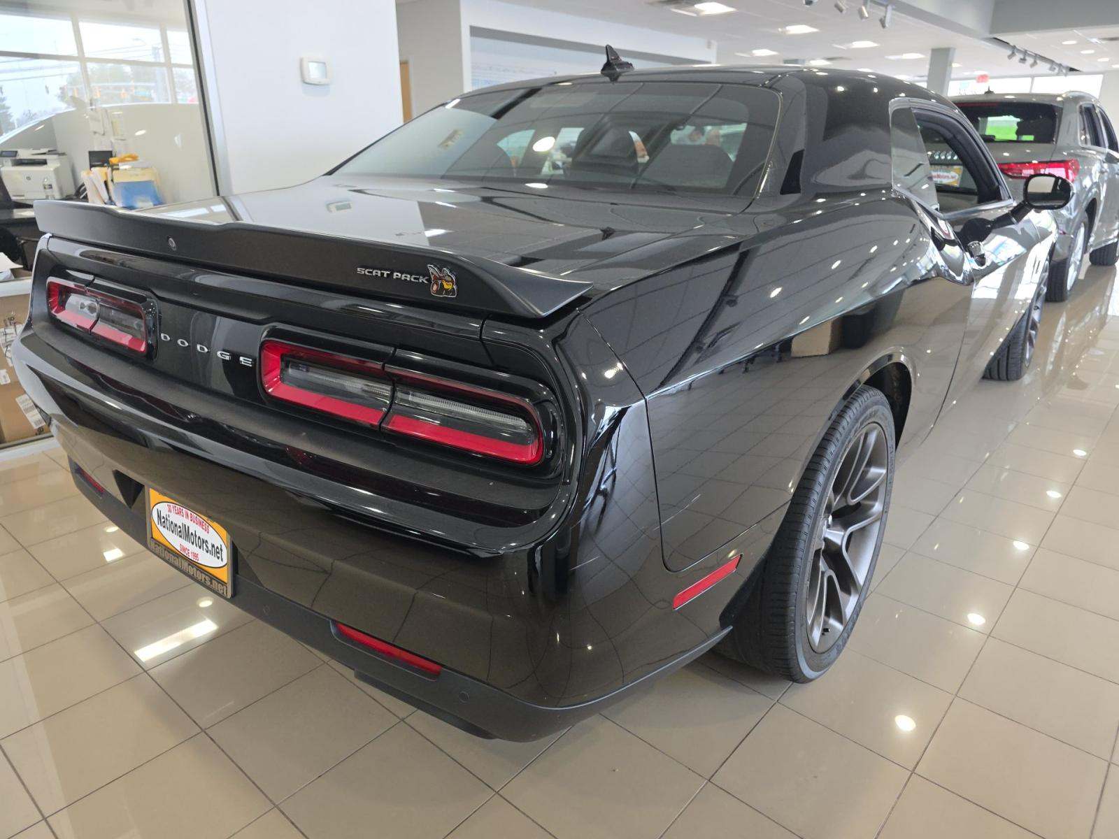 DODGE CHALLENGER - 3