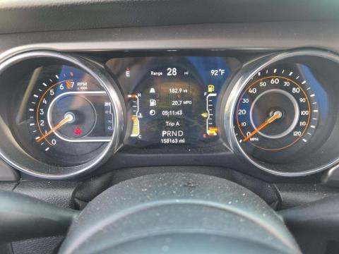 JEEP UNLIMITED SPORT S - 9