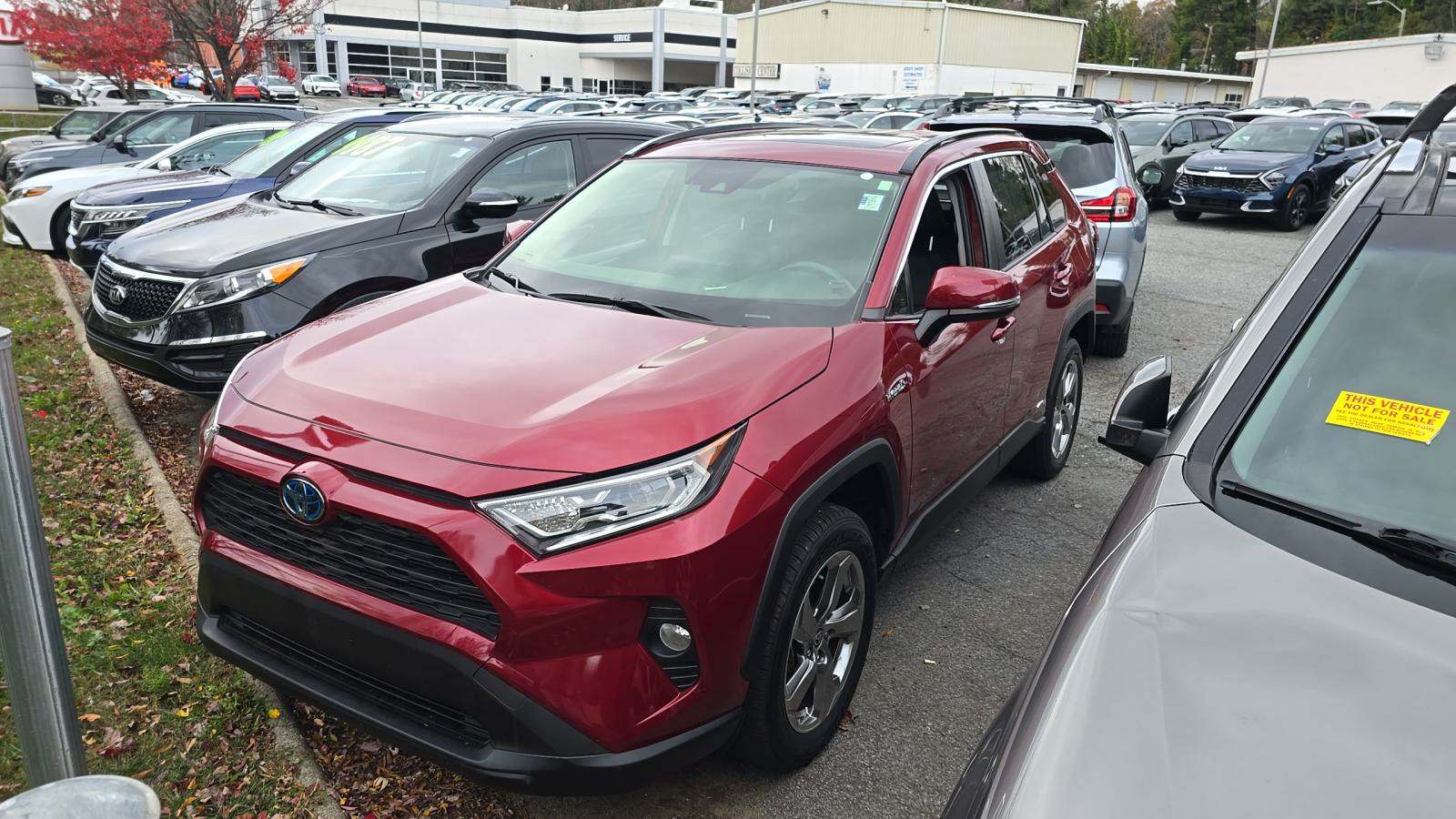 2021 Toyota RAV4 Hybrid XLE Premium