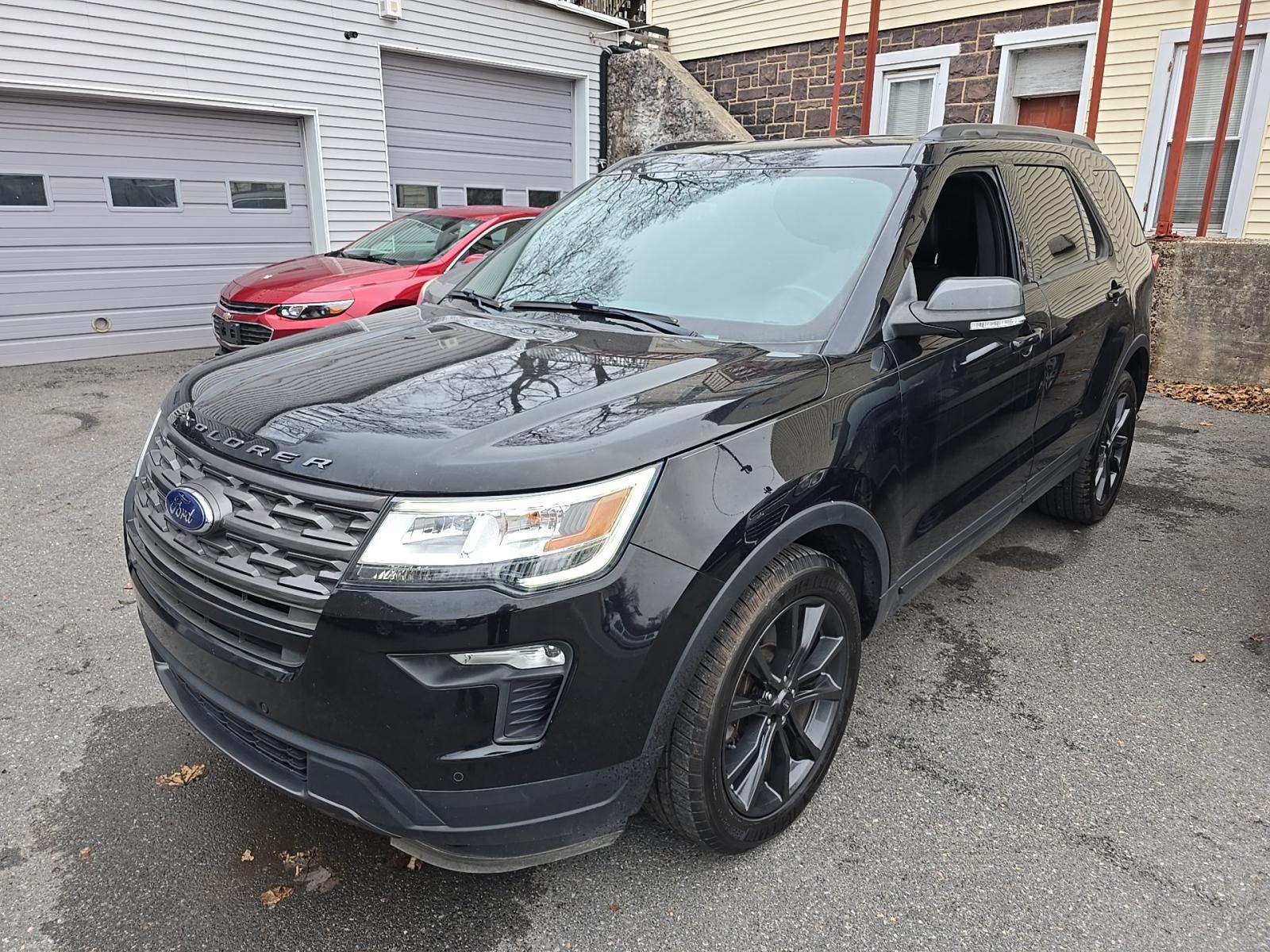 FORD EXPLORER - 1