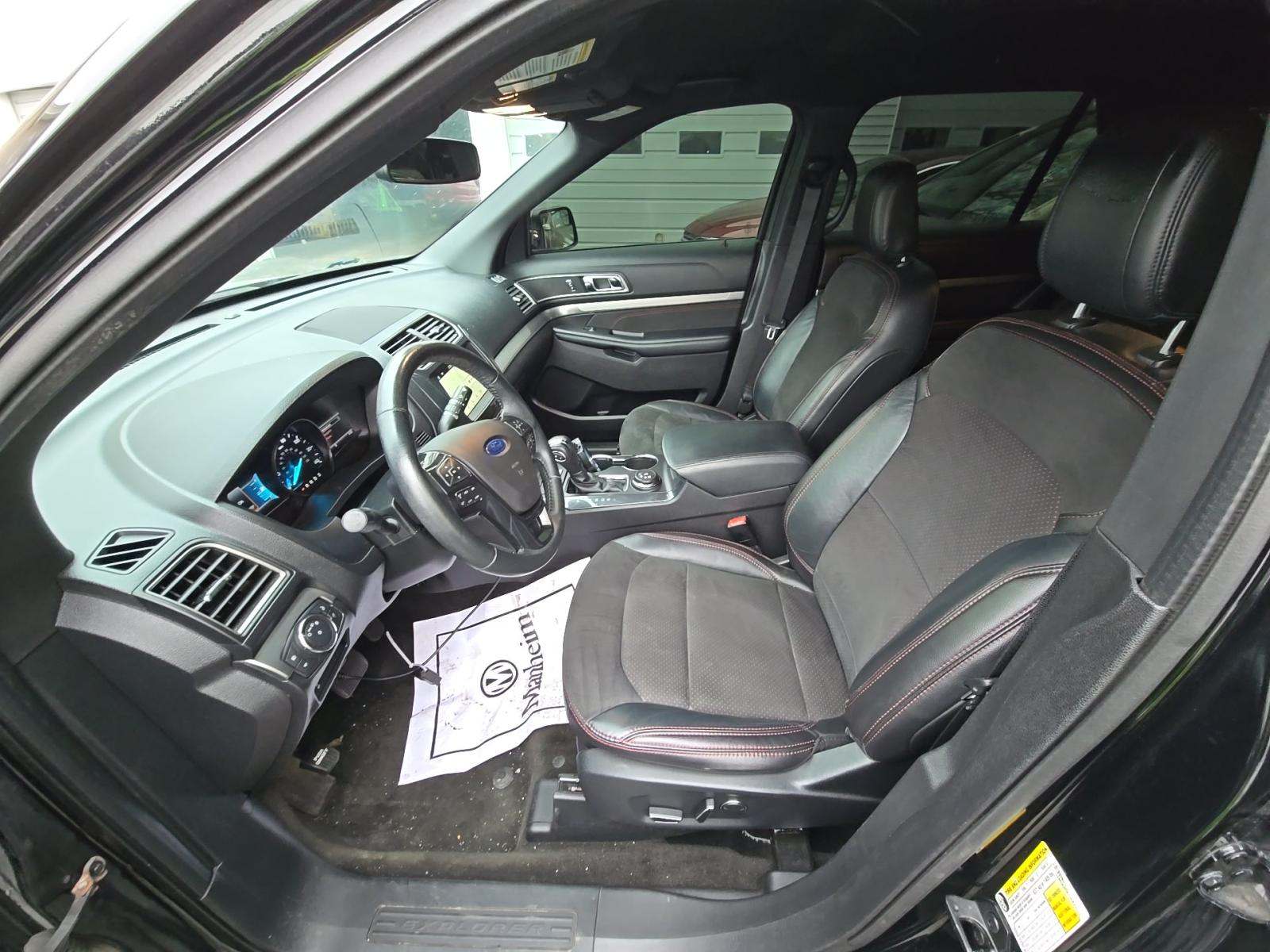 FORD EXPLORER - 6