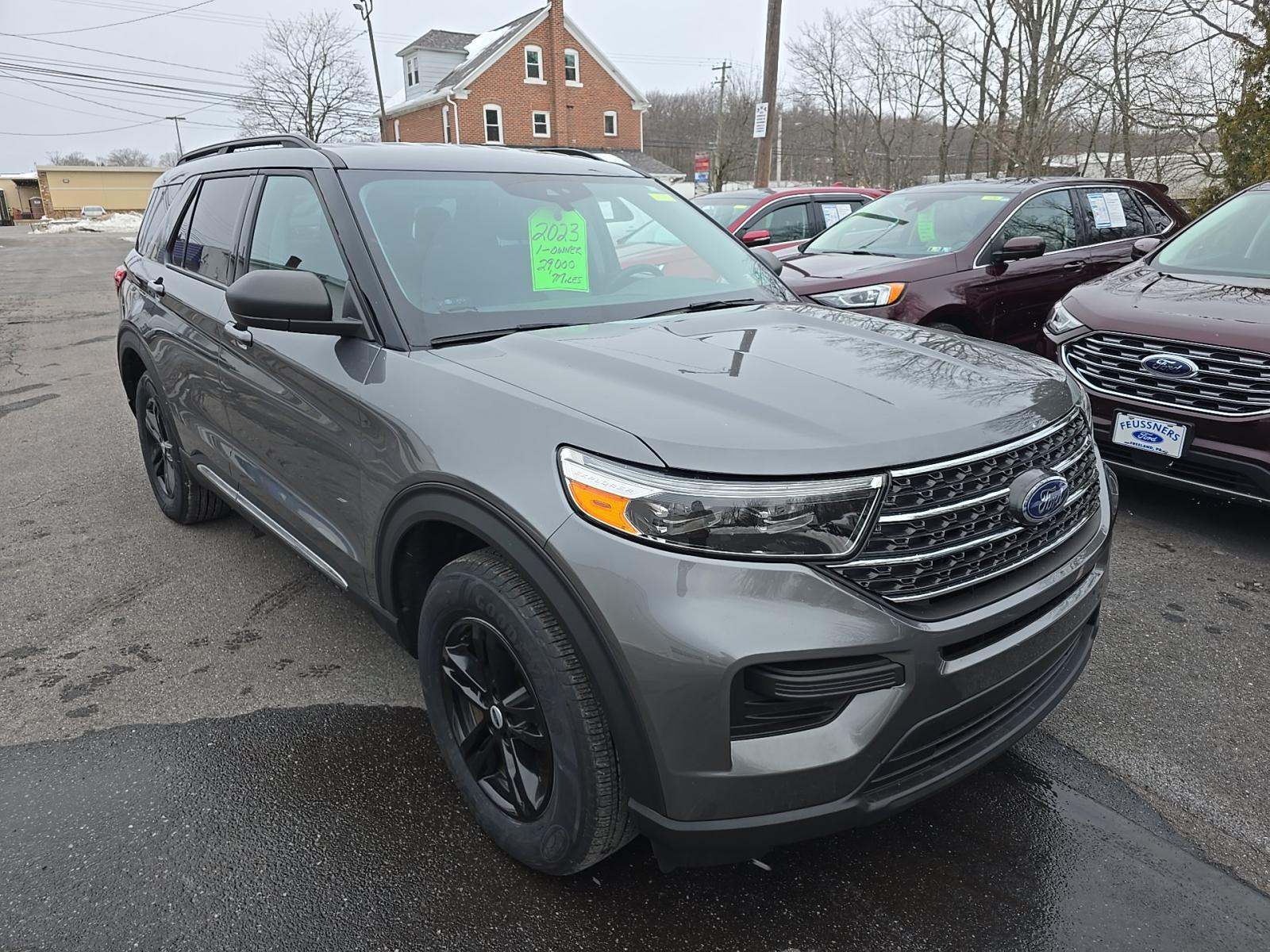 2023 Ford Explorer XLT AWD