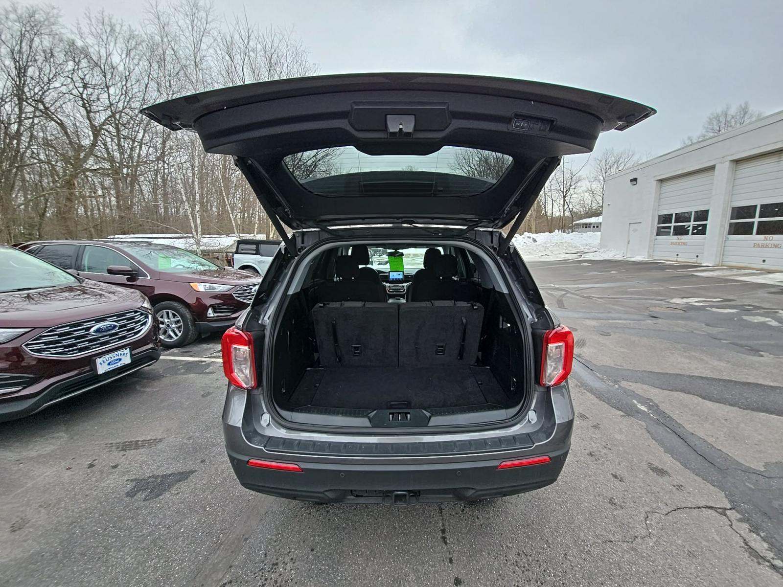 2023 Ford Explorer XLT AWD