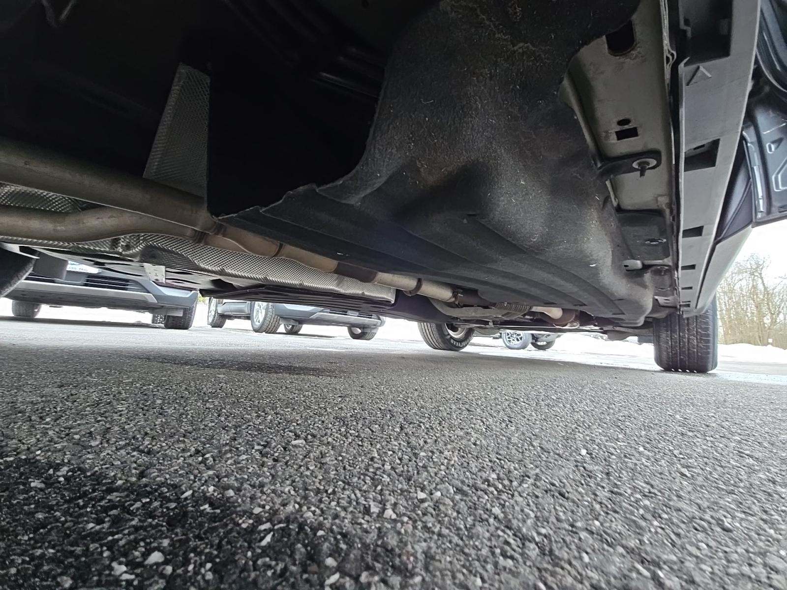 2023 Ford Explorer XLT AWD