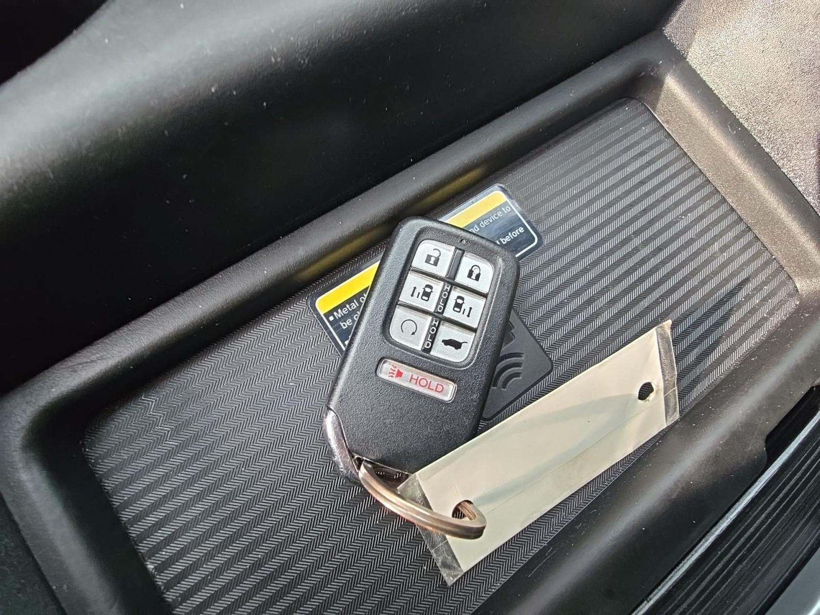 2023 Honda Odyssey Elite FWD