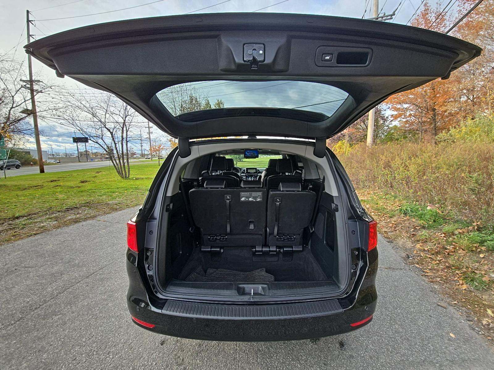 2023 Honda Odyssey Elite FWD