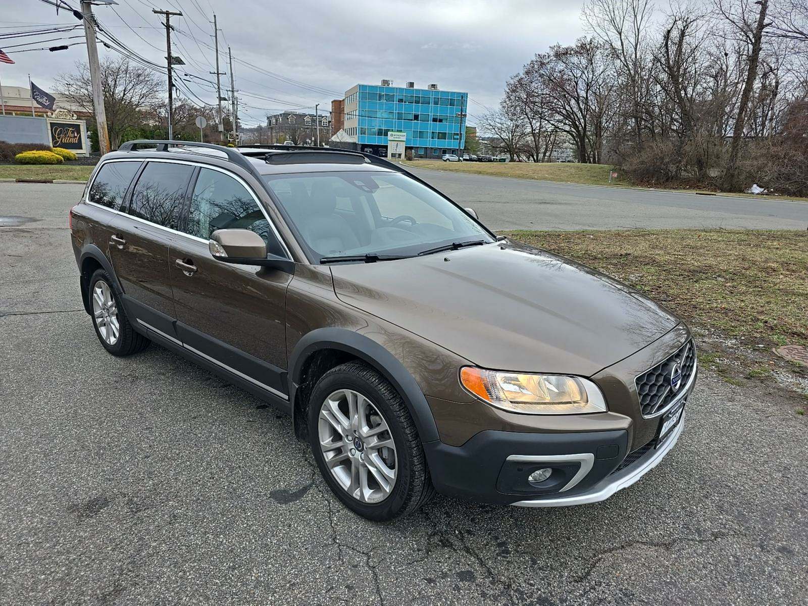 2016 Volvo XC70 T5 Premier AWD