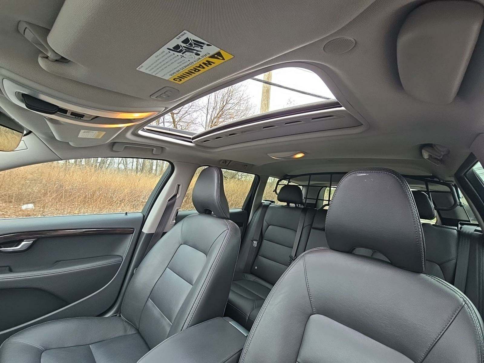 2016 Volvo XC70 T5 Premier AWD